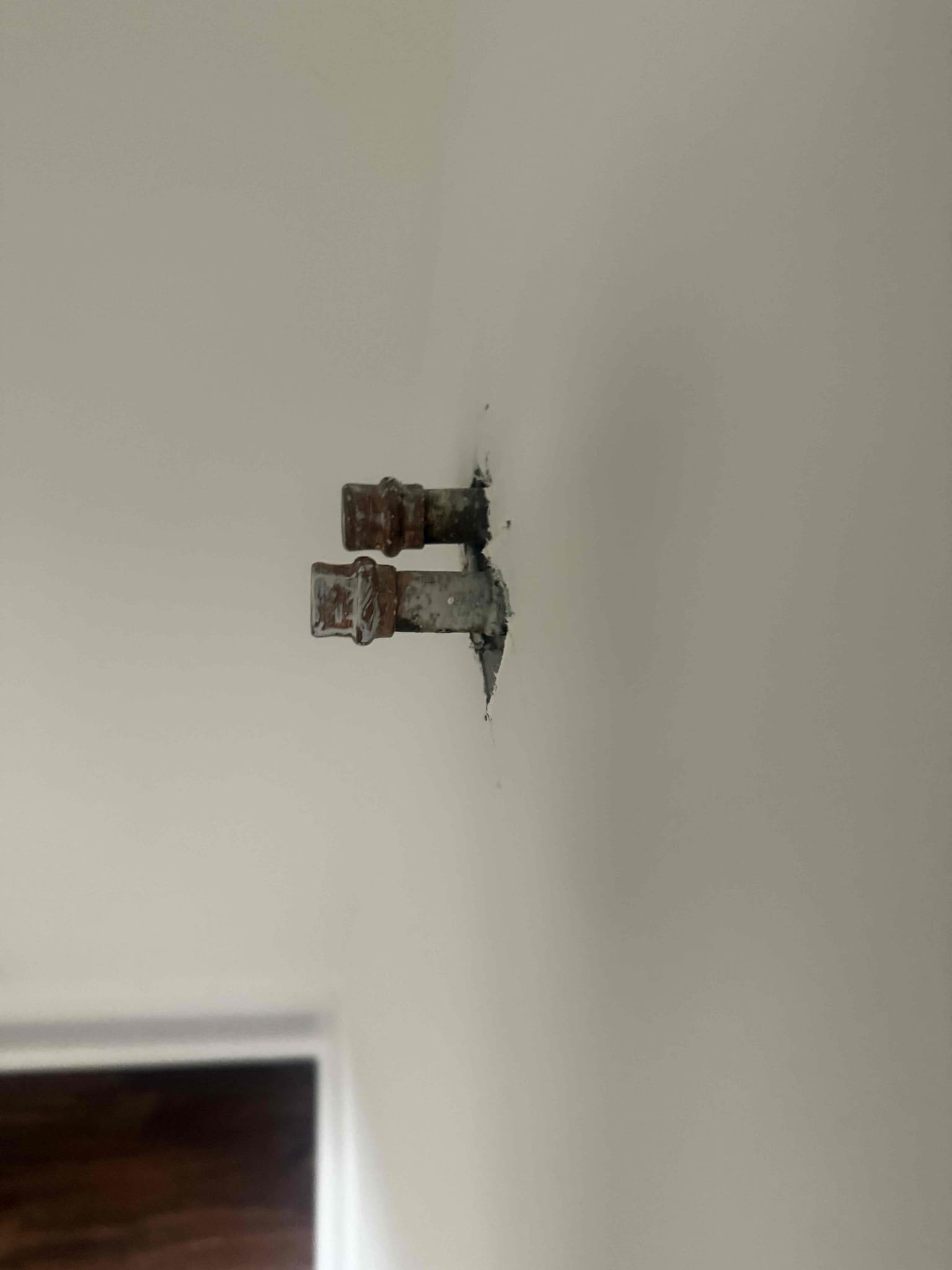 Arrives to home to hook up washer and add valves. While here gave customer option for a washer box to tuck away all piping. Customer decided to move forward with washer box. Will be back Friday to do the work. Collected $1391.60.