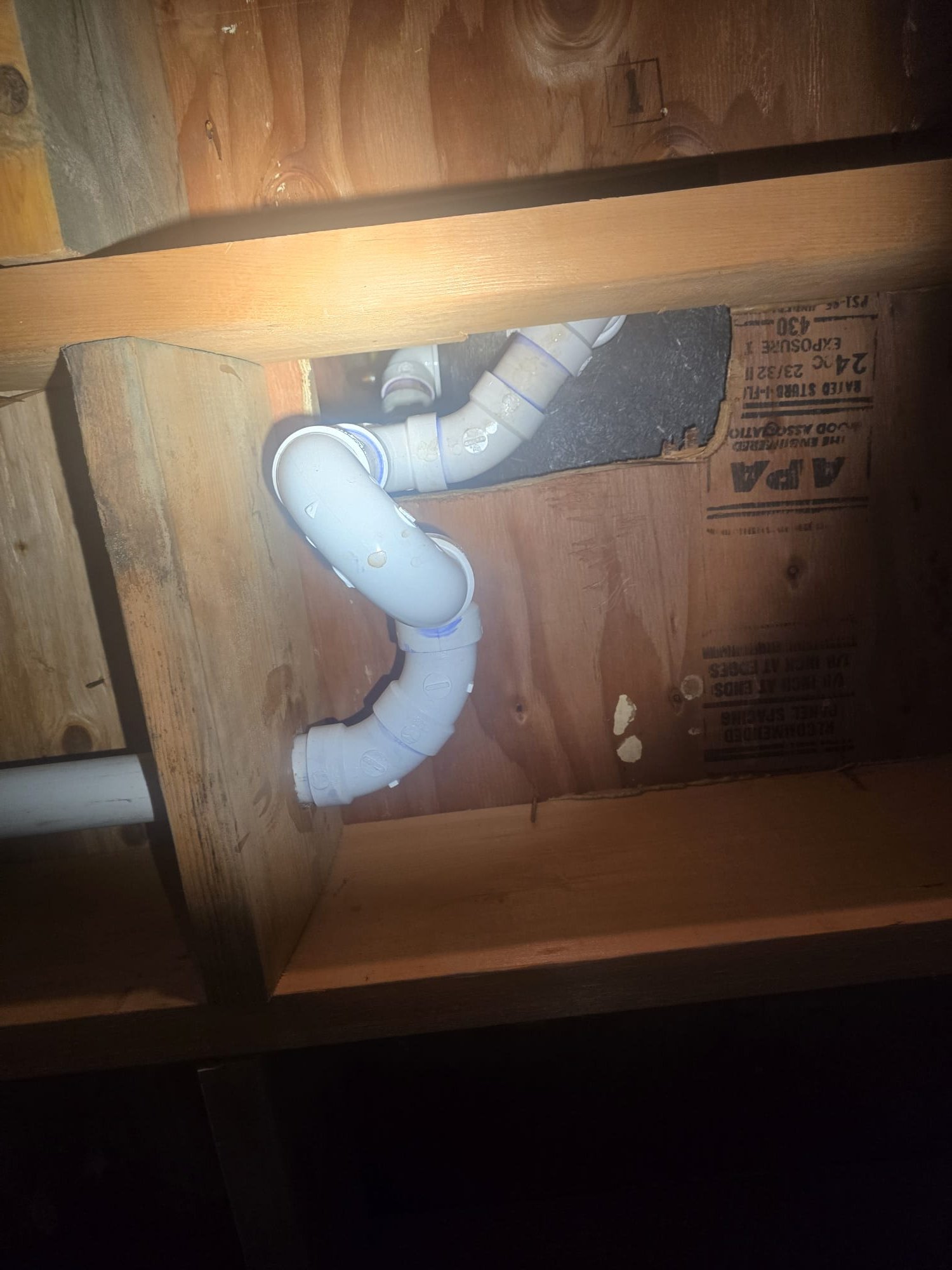 Arrived to the home, customer states a leak from the overflow plate for the existing glued tub drain, after many attempts I was able to recreate a very small drip from the gasket, I then tighten the gasket and the leak appears to stop at this time. Client is aware that there is no warranty for today, and if the leak arises again I will need to replace the tub drain for the client. If they called us back to replace the drain I will credit today’s diagnostic fee towards the cost of the replacement.