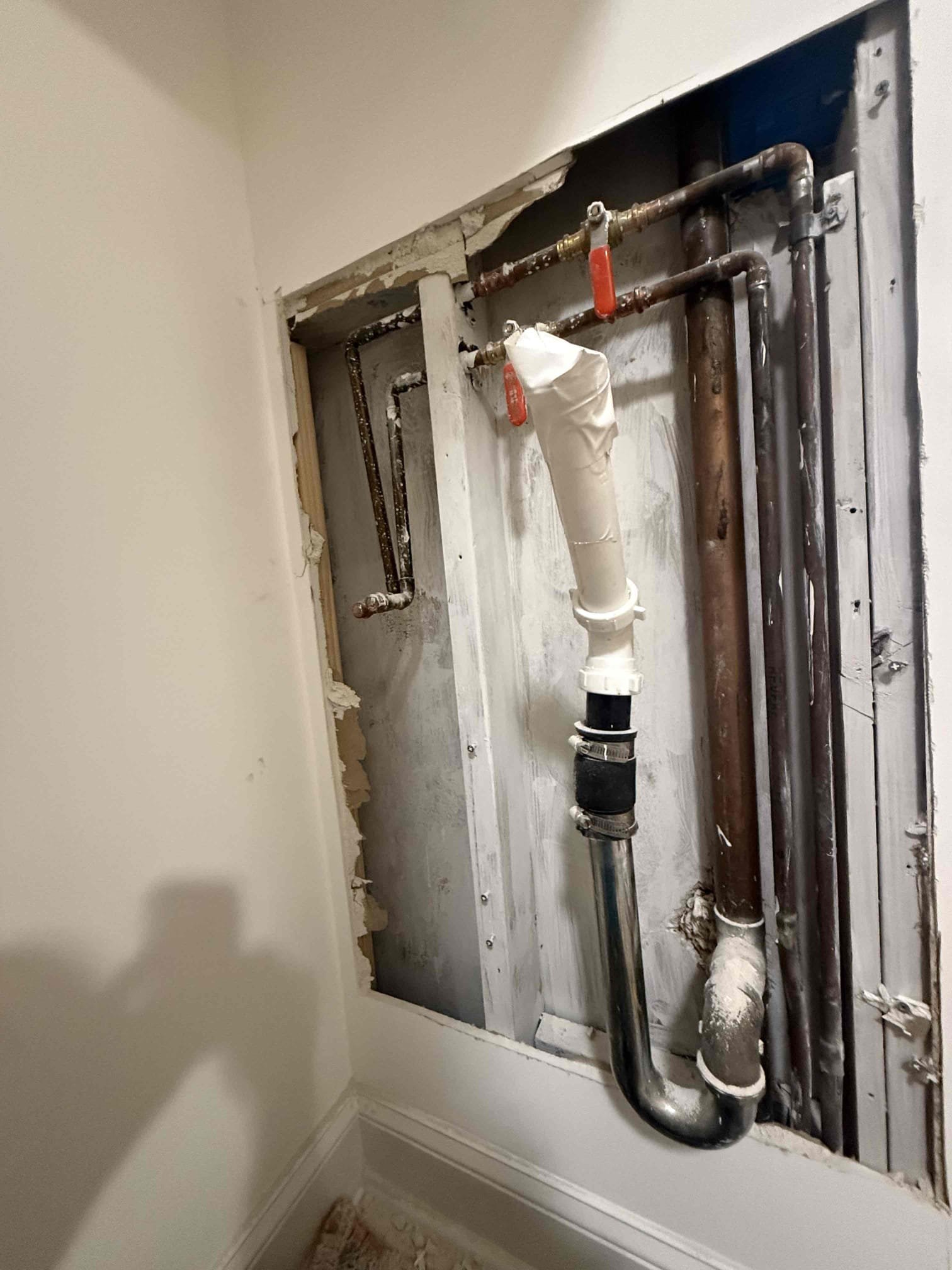 New washer box laundry hoses and move washer
Arrived to home to install laundry box. MyGuy supplied and installed new laundry box in customer wall. Had to remove Sheetrock she is aware that we don’t put back. Cut and re routed water and drain lines. Everything is secure and tested for leaks. Ran and drained washer. There are no leaks at this time.