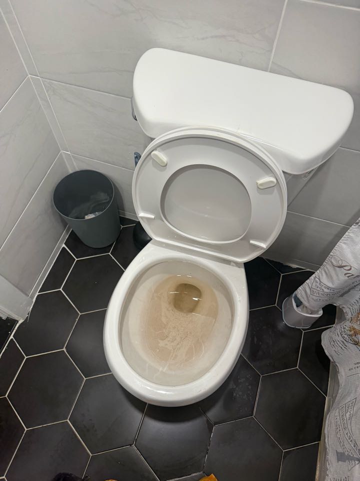 Cleared blockage in toilet in Tom’s river nj