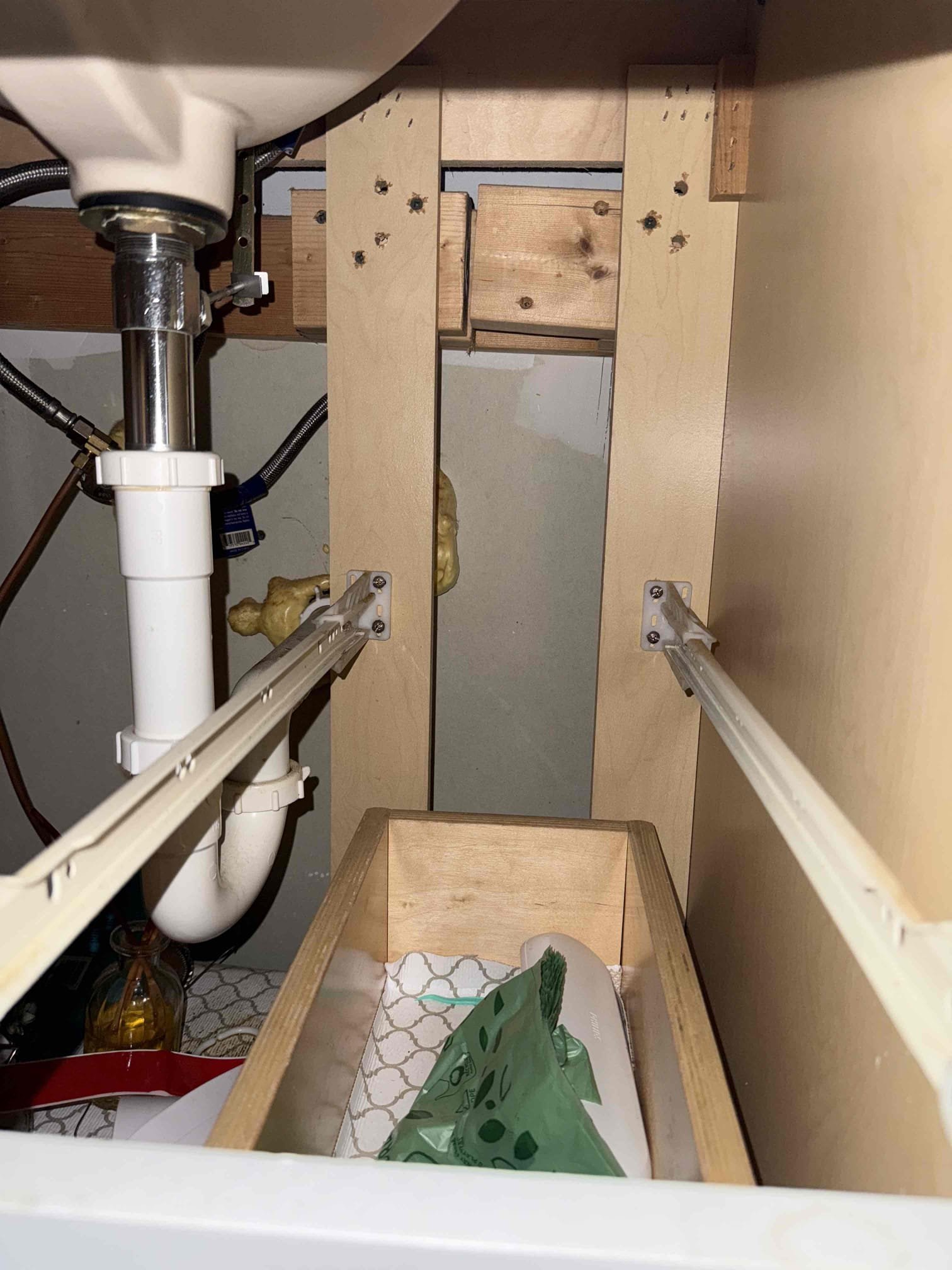 Arrived on site to complete job, myguy plumbing for today disconnected existing ice maker line and myguy plumbing will return on Monday to complete woe when fridge is dropped off. For today myguy plumbing collected 100$