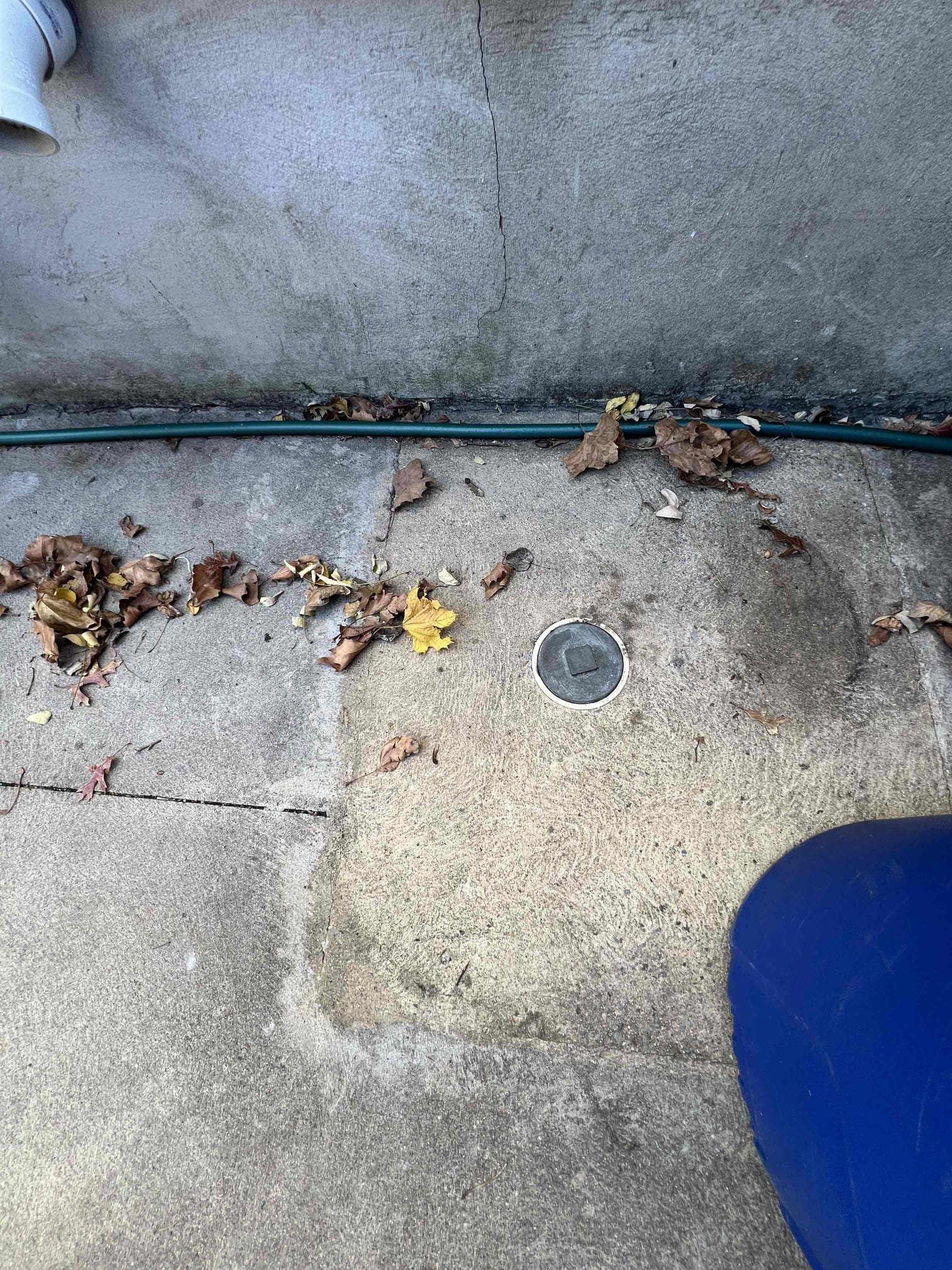 Arrived on site client stated that sewer line is broken and she had two companies come out to give estimate. Client did not want to pay again for a camera we offered 10% off and client would like to speak with her husband. Will credit 59 towards camera.