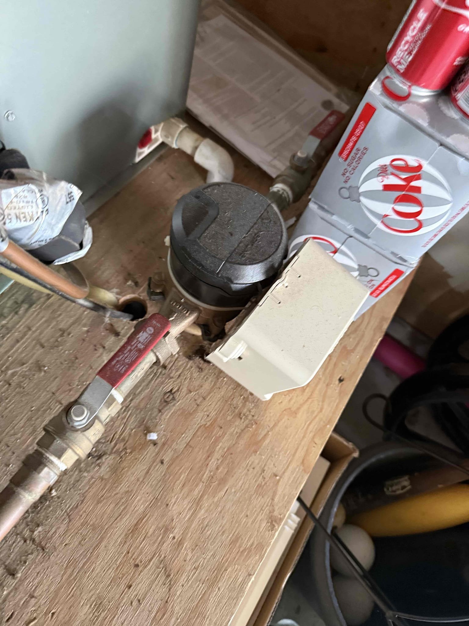 Arrived on site customer stated that they would like their water heater flushed. After looking over water heater we found that customer has a 3 year old Rheem Water Heater. While looking over the water heater there are some issues with the waste heater that should be rectified. For today customer would just like to flush water heater, after myguy plumbing flushed water heater, myguy plumbing filled the water Heater back up. After water heater filled myguy plumbing tested all work. As of now everything is working as should no issues. 