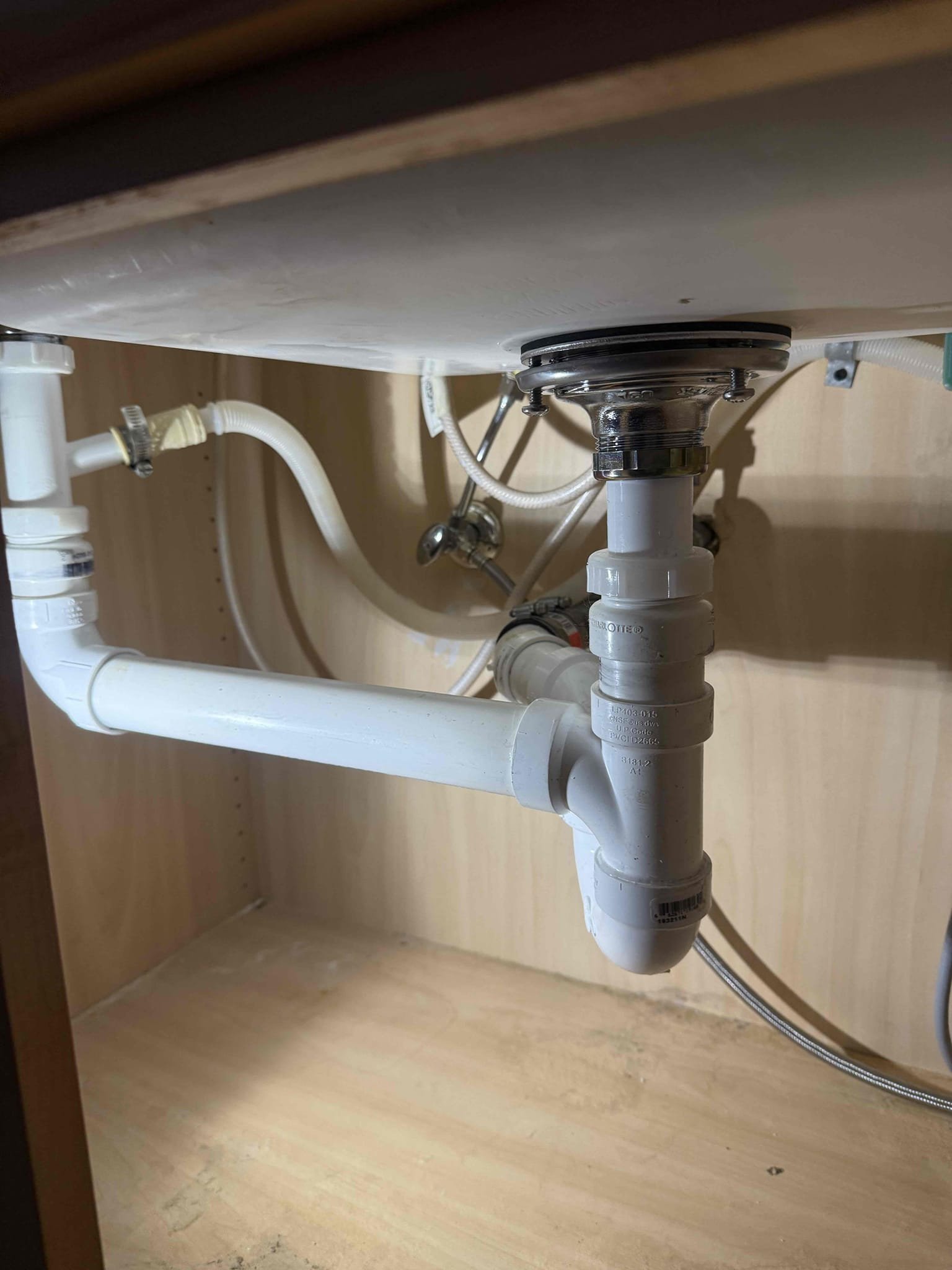 Repipe double bay kitchen sink with membership 
Arrived to home to remove disposal. Upon inspection found disposal on double bay sink that customer wanted removed before selling home. MyGuy removed garbage disposal and repipe all drainage under sink in pvc adding 2 new basked strainers. Tested for leaks, there are none at this time.
Membership will be transferred to new home owner.