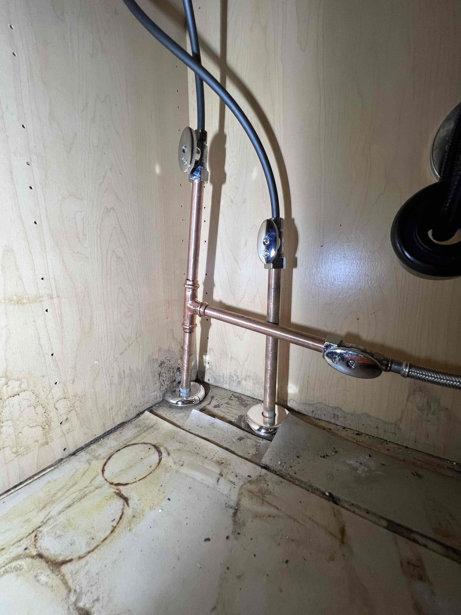 Arrived on site client stated they would like for us to install their new kitchen faucet. Upon inspection underneath the sink I found that the shutoff do turn but advised customer that since they are old it’s best to replace them to prevent any issues when turning the water back on. Client would like to replace all valves under sink and have the faucet they supplied installed today. After removing the old valves and installing the ones I tested for leaks. There are no leaks at this time. Installed customer supplied faucet and tested for leaks again. There are no leaks. 