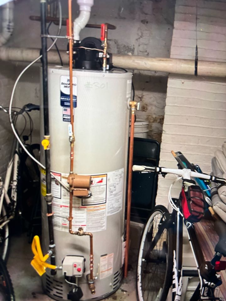 Inspected newly installed water heater and recirculating pump. 