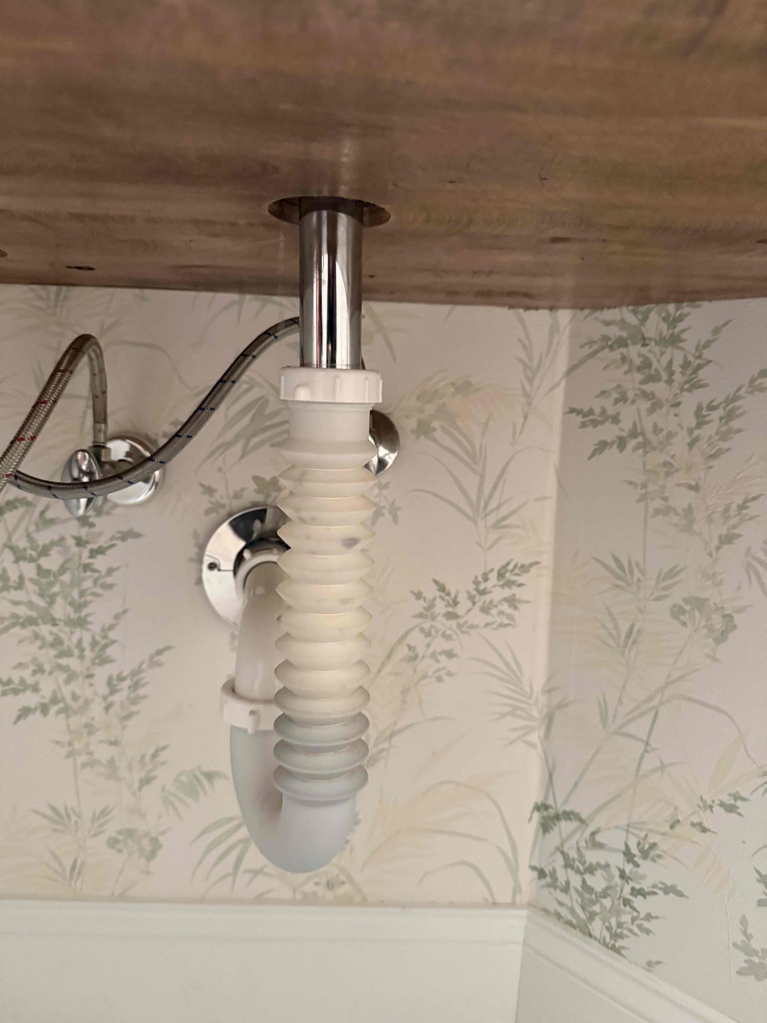 Arrived on site customer stated that they had a leak in the bathroom after inspecting, we found that customer has two leaks one at the pop up assembly and one at the shutoff valve on the cold side. MyGuy pluming hose customer options to rectify all issues, customer would like to move forward with all work, once MyGuy pluming gets the part in we will be collecting a down deposit for today. 