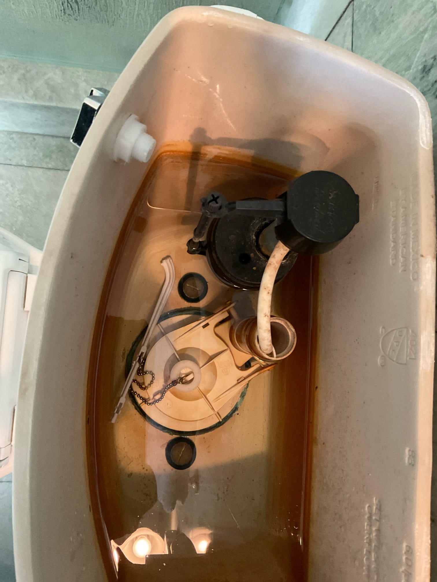 Arrived on site client stated something broke in her toilet tank and want sure what it was. Upon inspection I found that the toilet handle rod broke off. Gave multiple different options and client stated she just wants to be able to flush her toilet again. Replaced toilet handle and toilet is flushing as it should.