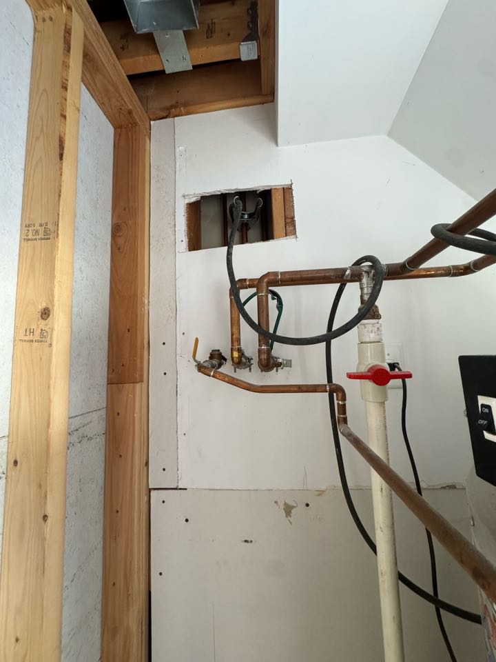 Thaw out frozen pipes in home using Thawing machine in Pine Beach NJ