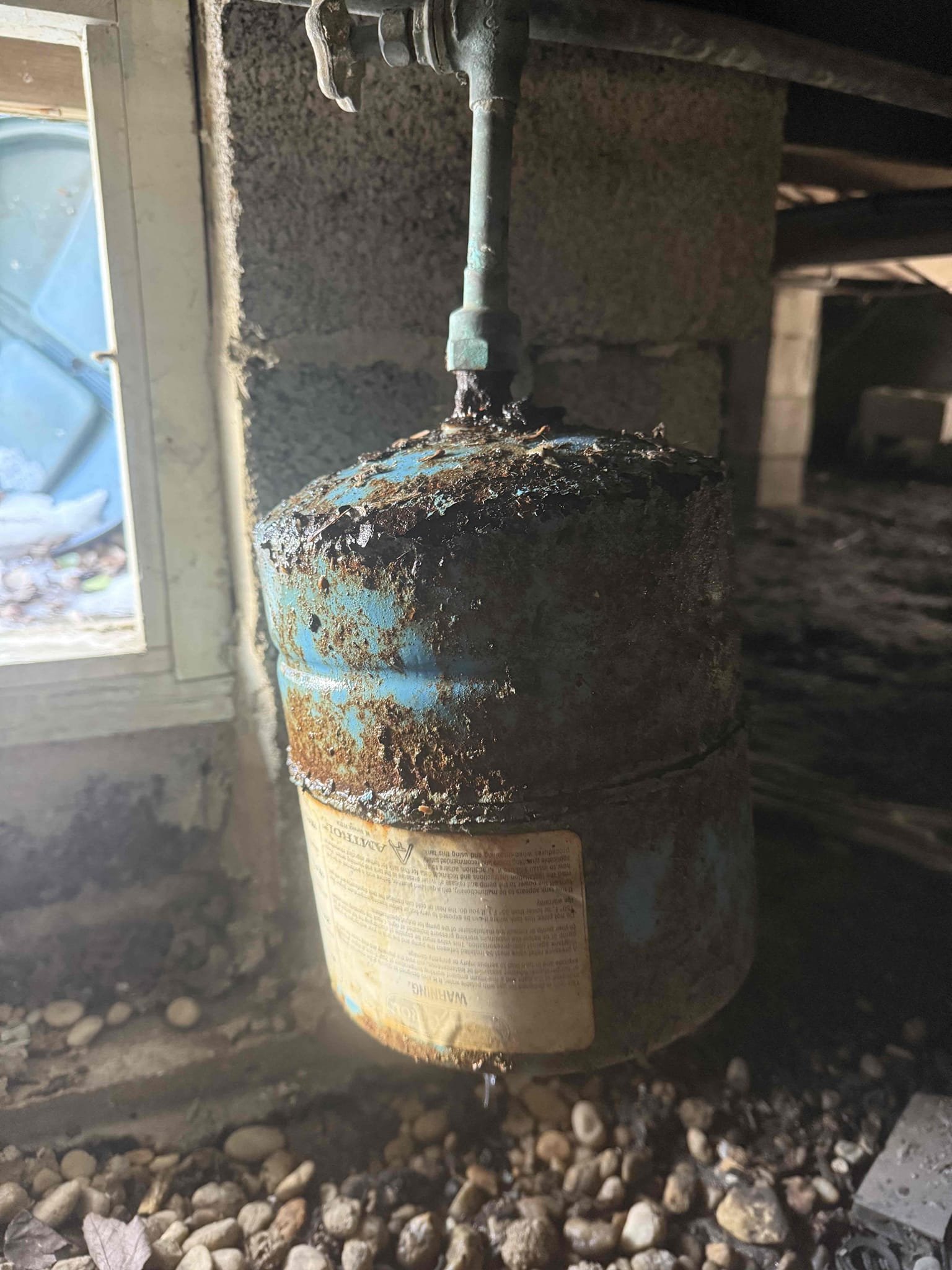 Arrived to home for broken water line. Upon inspection found break on line for silcock. Customer had isolation valve off for bathroom group and silcock. Noticed expansion tank that is not needed for home completely rusted, leaking and hanging on by solder joint. Highly recommend removing and capping. Gave options for solutions. Collected 59 and will credit.