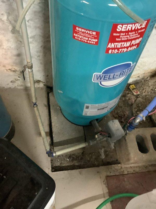 Replaced two shut-off valves feeding the bathroom to eliminate active leaking before customer's vacation. Installed new quarter-turn ball valves on copper supply lines to ensure reliable water control and prevent potential water damage during extended absence.