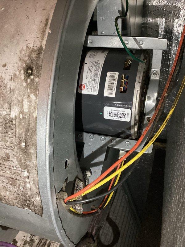 Completed comprehensive preventive maintenance inspection on Lennox heat pump system installed in April 2018, including full cooling mode tune-up and performance verification. Inspected and tested REME HALO air purification system installed in April 2018, confirming proper operation following bulb replacement performed in March 2024. All system components, electrical connections, and control modules were examined and found operating within manufacturer specifications.