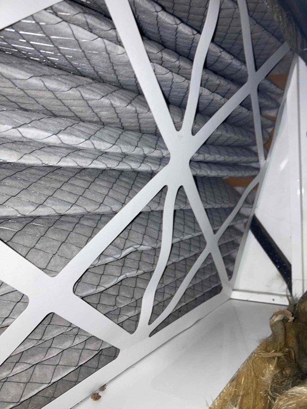 Performed routine HVAC maintenance inspection under club membership agreement. Verified system operation using digital multimeter for electrical diagnostics and inspected air filtration system, confirming clean filter condition and proper installation.