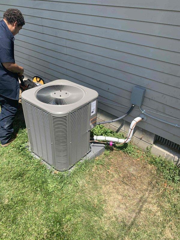 Completed warranty condenser swap on outdoor unit 501. Removed and replaced defective condenser unit with new equipment, reconnected refrigerant lines with proper insulation, verified all electrical connections, and confirmed system operation. Unit tested and running within manufacturer specifications.