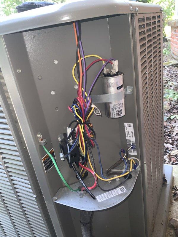 Completed preventive maintenance inspection on residential split-system air conditioning unit as part of annual service agreement. Performed visual inspection of indoor air handler, verifying control board operation, electrical connections, and blower motor assembly. Inspected outdoor condensing unit, checking contactor, capacitor mounting, and electrical wiring integrity. All components found in proper working condition with no deficiencies noted. Unit operating within normal parameters.