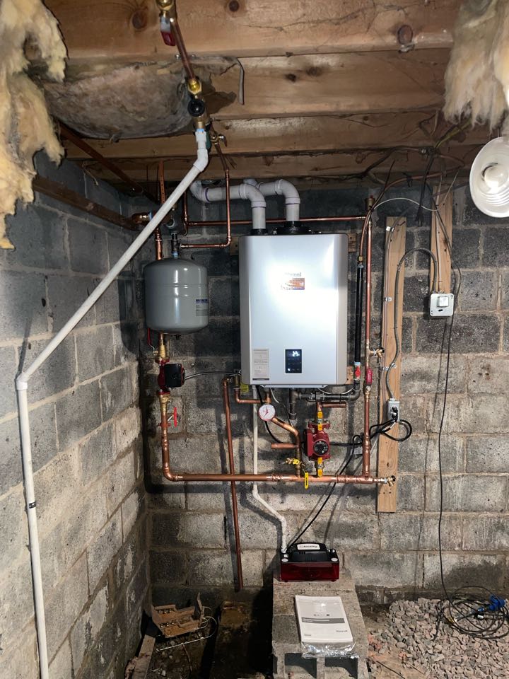 Rinnai wall mount heat only boiler install.