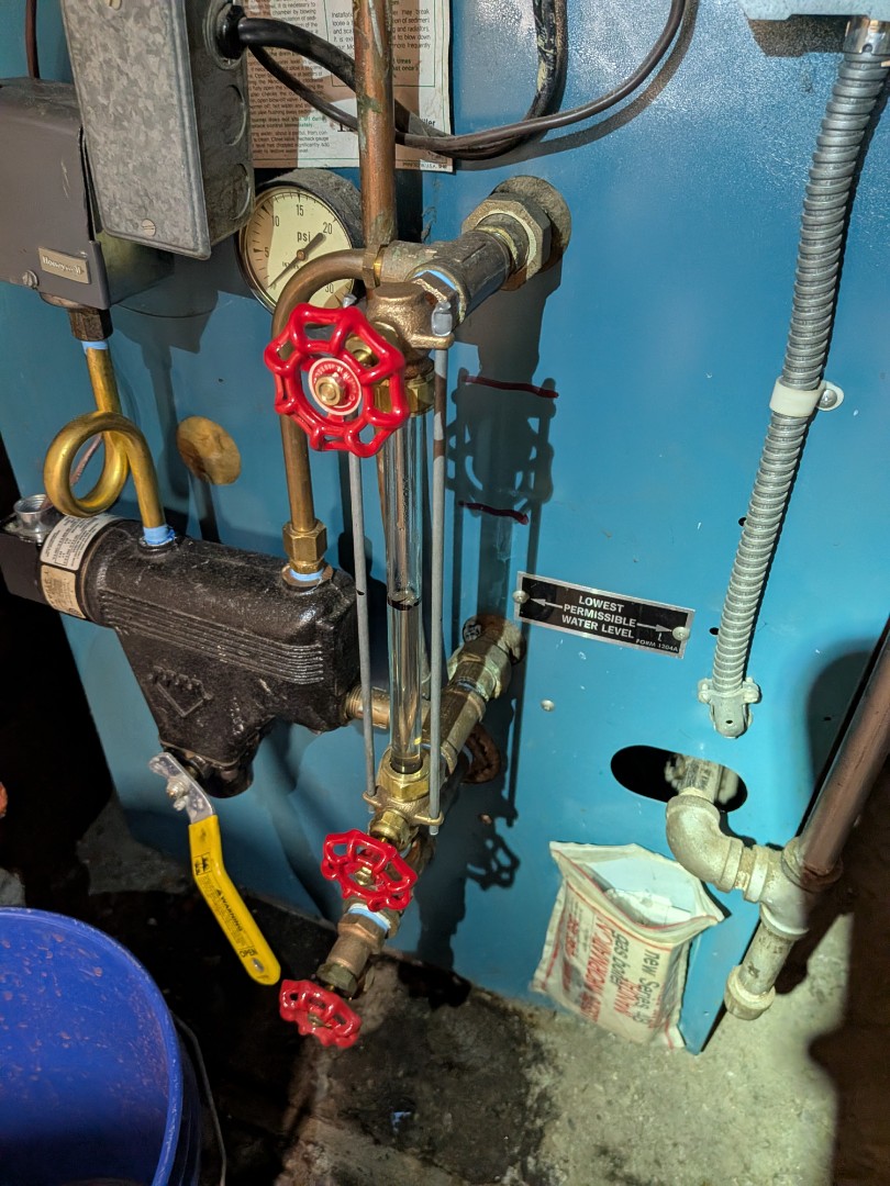 Heating service- Leaking sight glass 