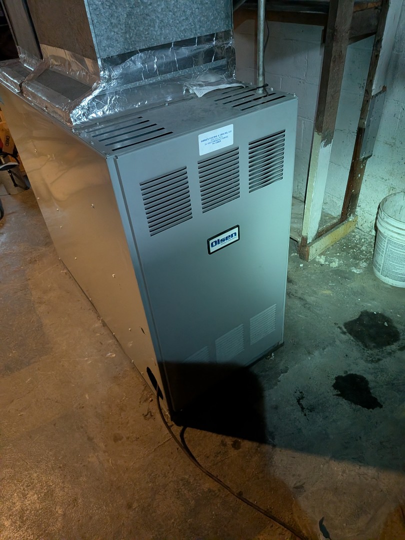 Routine maintenance on Mitsubishi Electric ductless system and Olsen oil furnace.