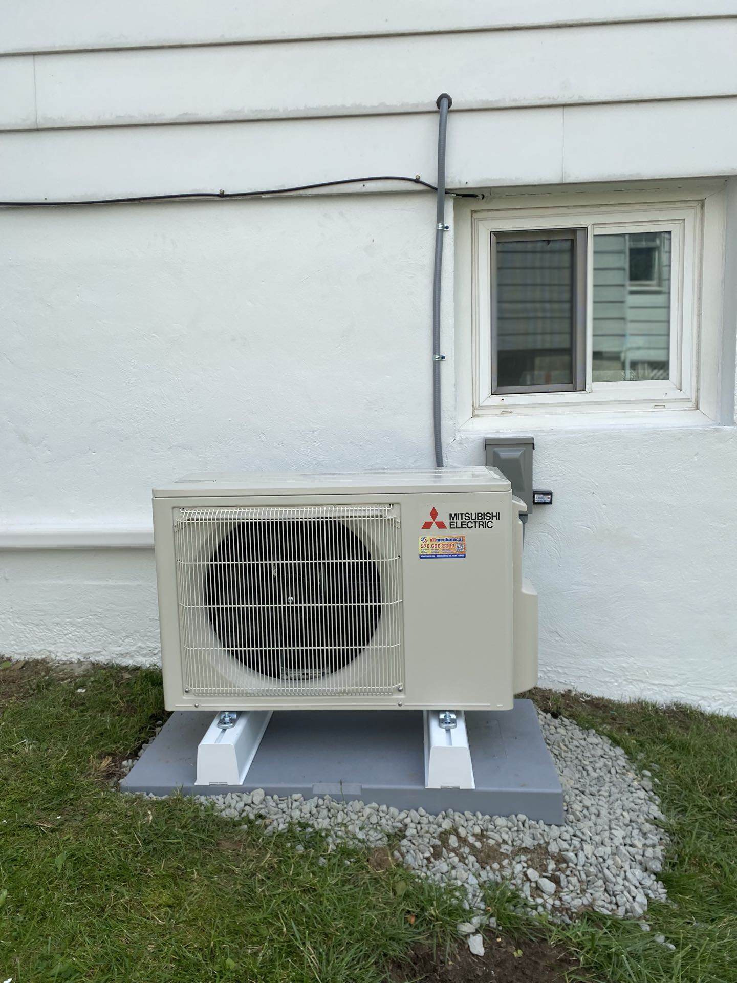 Mitsubishi electric heat pump single zone ductless installation 