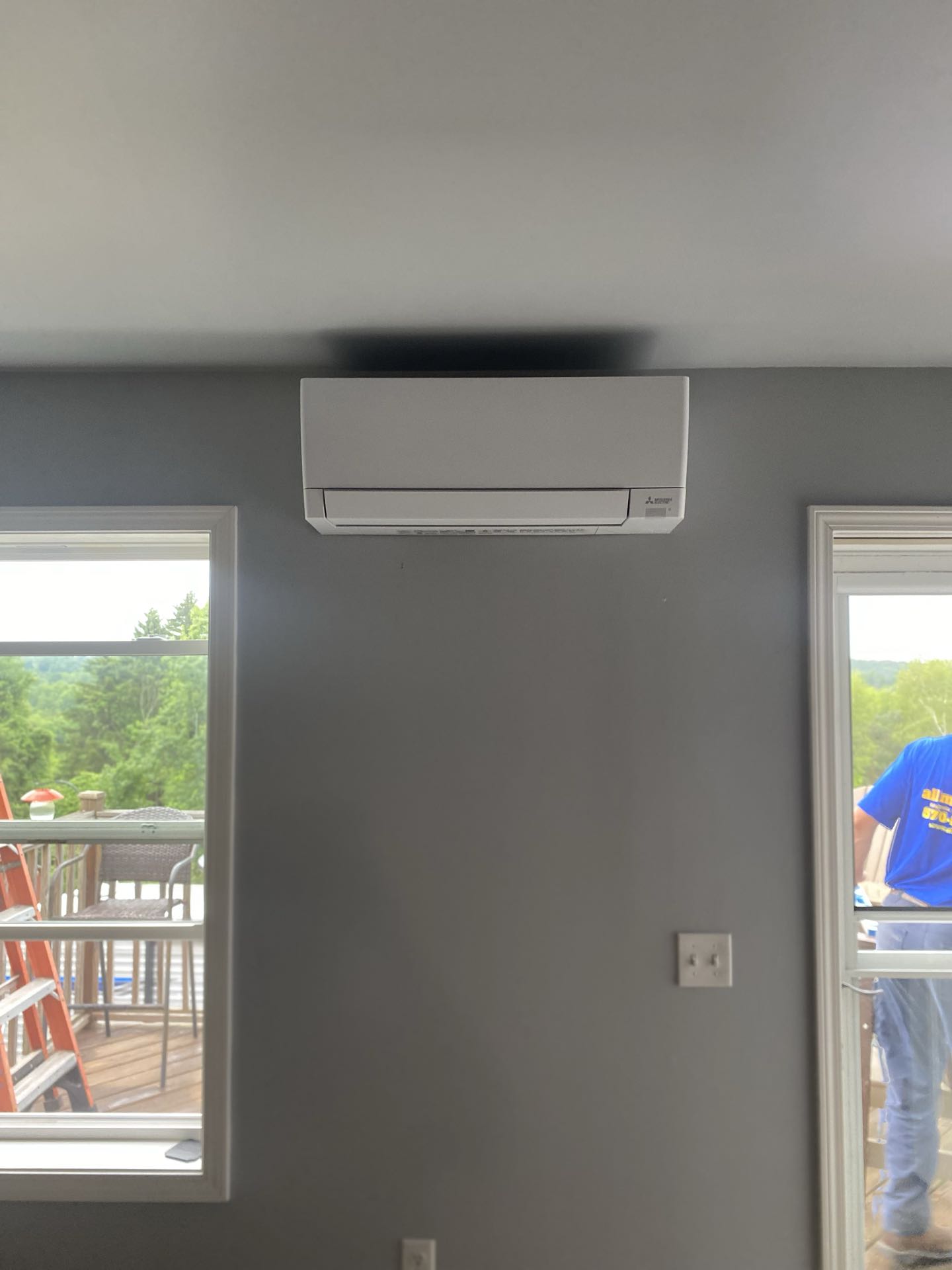 New Mitsubishi electric single zone heat pump ductless install for a satisfied customer 