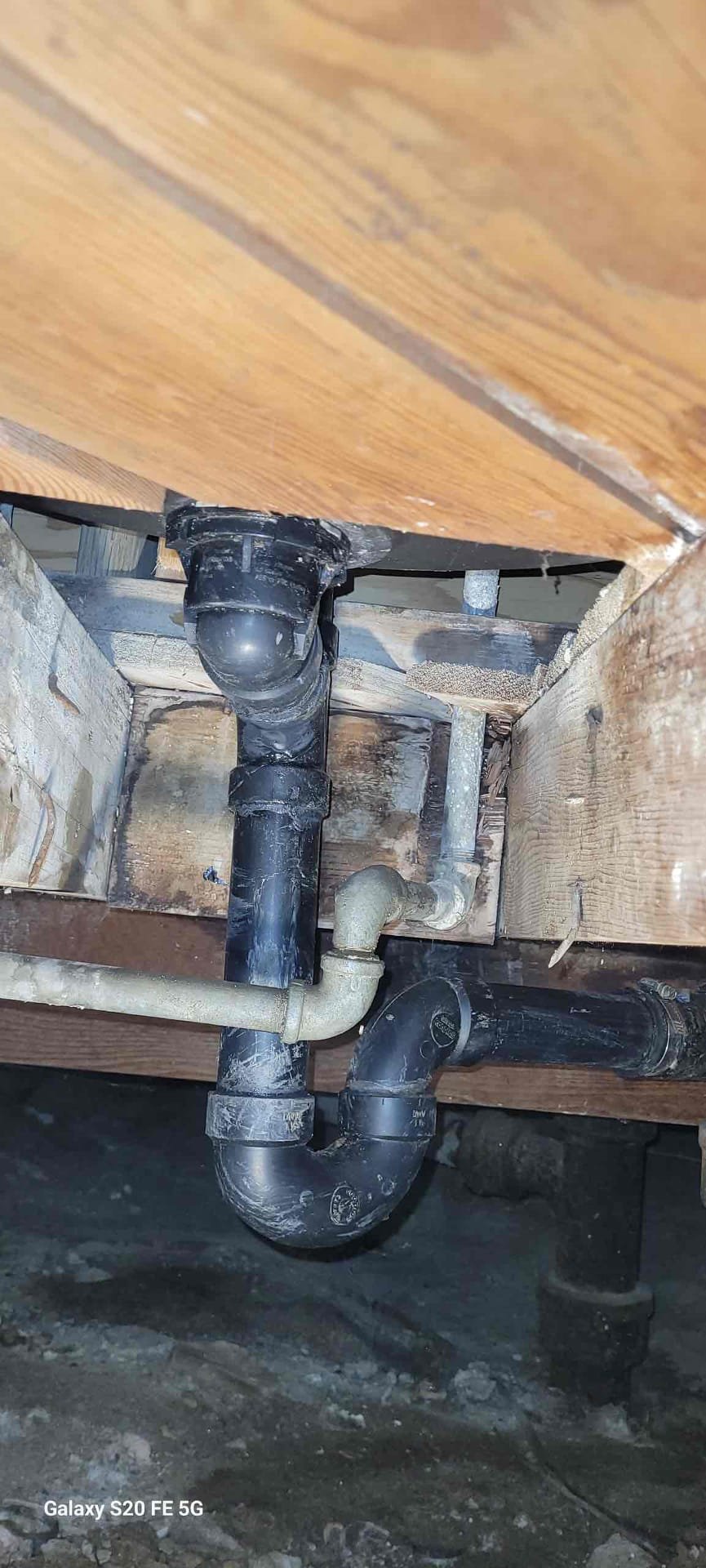Waste and overflow is leaking and needs to be replaced 