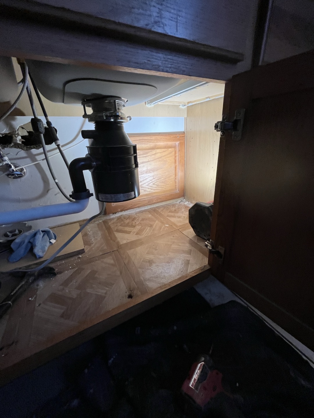 Attempted to snake tub via overflow, but was unable to due to the snake going up the vent instead of down the drain. Had to remove access panel under kitchen sink to remove waste and over flow and snake drain via access in wall. Ran camera and found the existing drains had severe amount of scale build up due to the drains being old. If customer continues having issues with clogs recommend performing descaling 