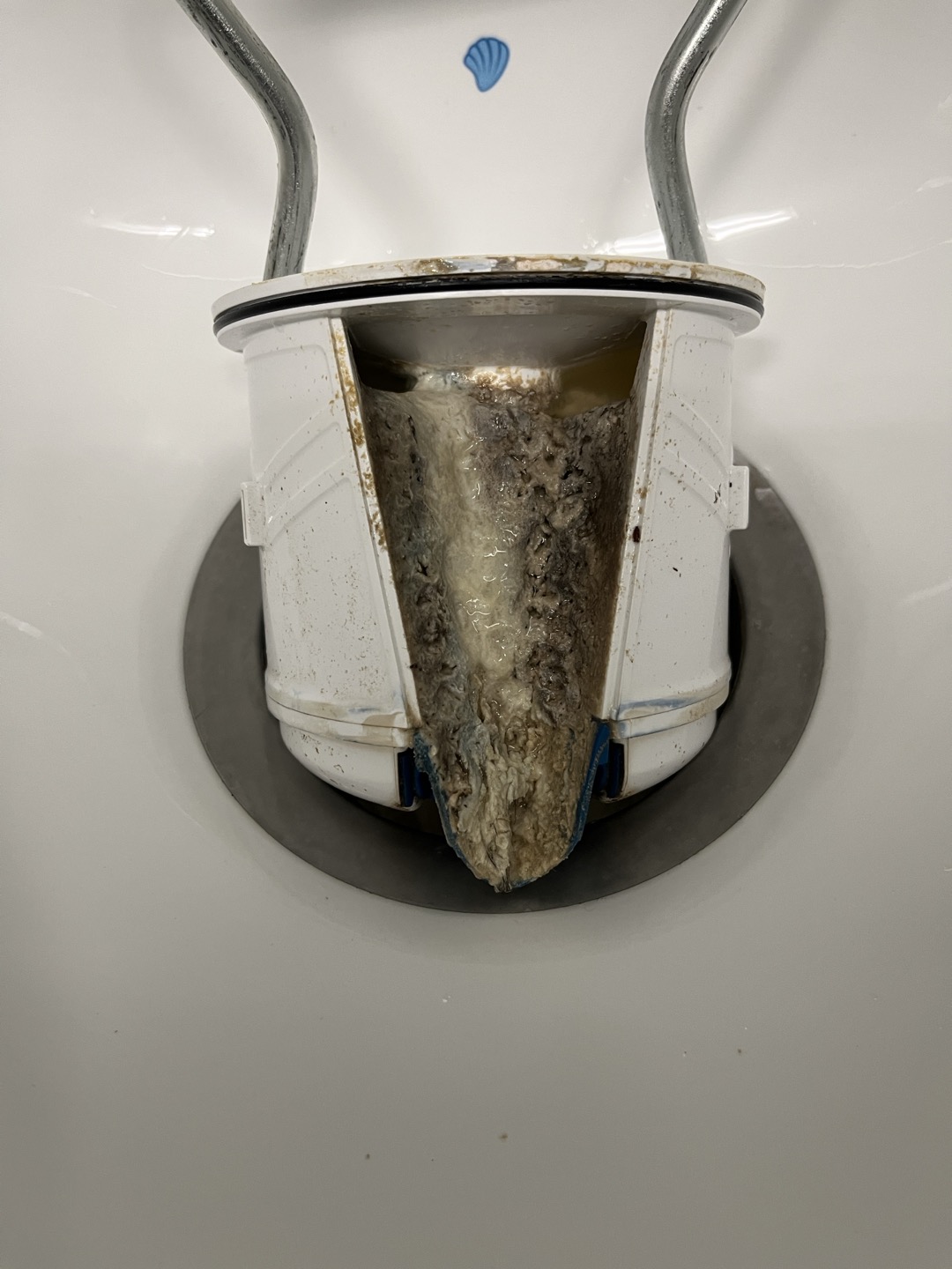 Replaced urinal cartridge 