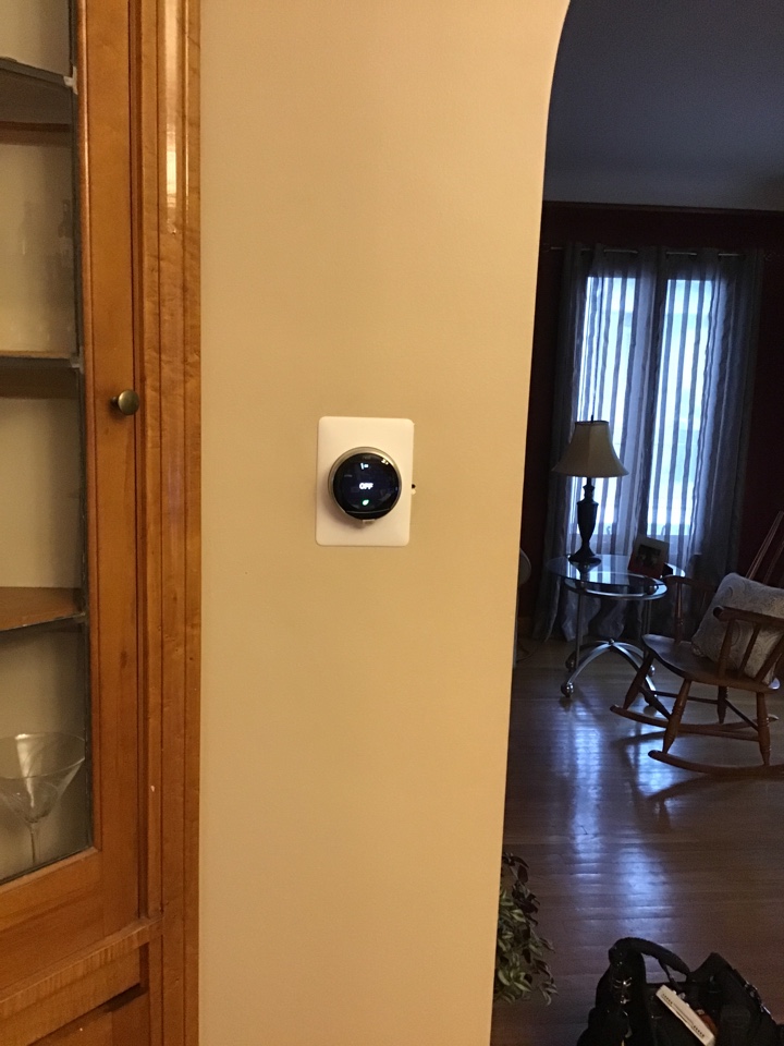 Installed nest thermostat 