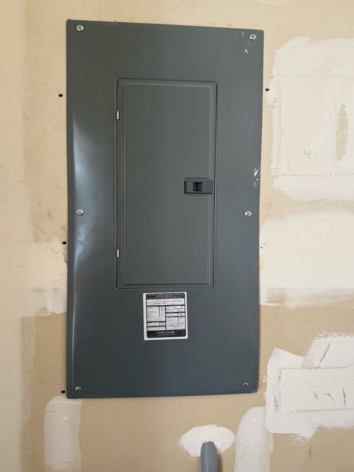 Alicia called us here at Royal Electric Services and she requested our services due to her master room circuit breaker not wanting to turn back on. After diagnosing the issue we found out the wire in the breaker were installed  incorrectly. We made the correct connection and repairs and now her master room circuit it’s back and running. Call us if you need any diagnostics, repairs or installations 919-335-7577 Alicia called us here at Royal Electric Services and she requested our services due to her master room circuit breaker not wanting to turn back on. After diagnosing the issue we found out the wire in the breaker were installed  incorrectly. We made the correct connection and repairs and now her master room circuit it’s back and running. Call us if you need any diagnostics, repairs or installations 919-335-7577