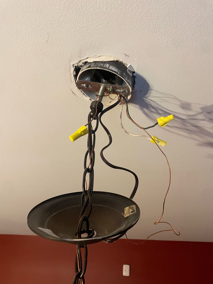 The Royal team just completed an emergency call in the Fuquay-Varina, NC area. This customer had a chandelier fixture come down off the ceiling due to an improper light box. The customer was given several different options on how to resolve the issue but he chose to have us completely remove the chandelier and install a color selectable LED wafer light. Call Royal Electric if you have any electrical emergencies! ⚡️⚡️