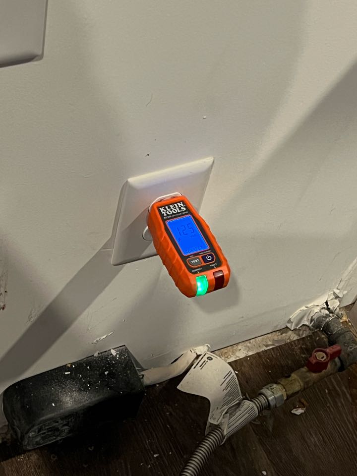 Peter called us for a service call today. His issue for today was that the circuit for his stove & microwave kept tripping the breaker. After a thorough investigation, he had a loose connection at one of the receptacle. After tightening it down, they were good to go & ready to cook dinner! 🍽️ 