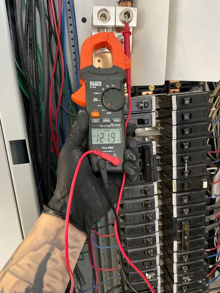 Anytime Fitness in Raleigh, NC called the Royal team for some emergency troubleshooting needs. The Royal team responded quick, and went straight to work. Call Royal electric for all your emergency service needs!