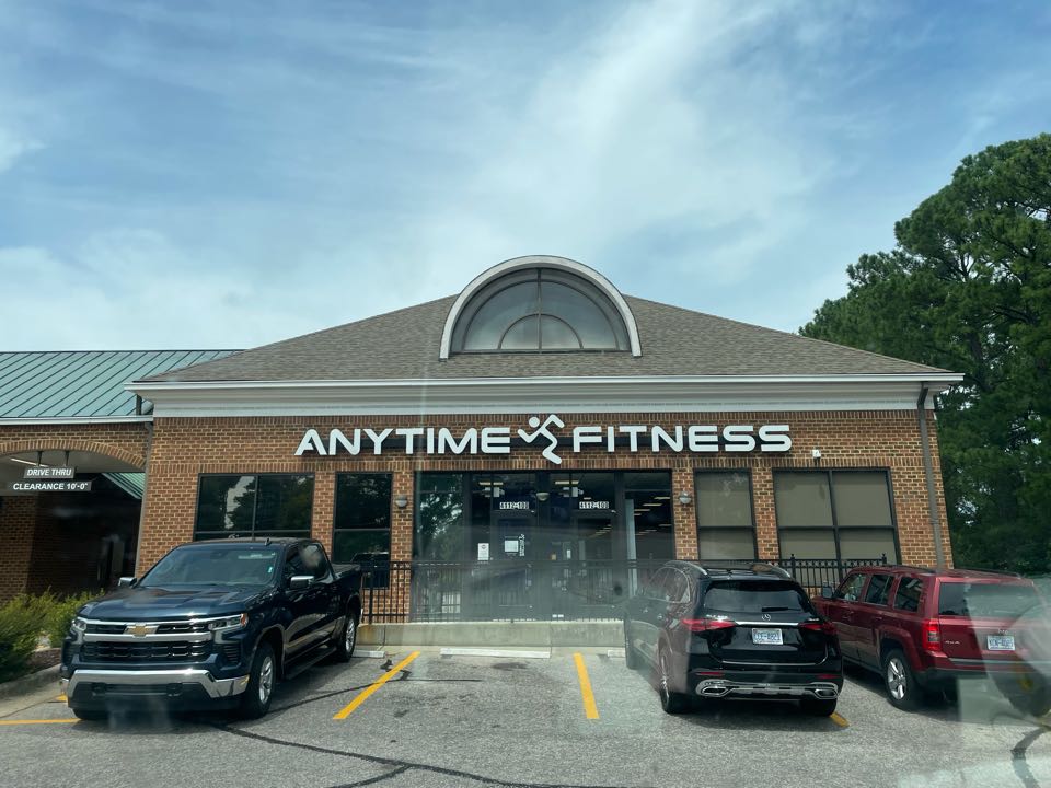 Anytime Fitness in Raleigh, NC called the Royal team for some emergency troubleshooting needs. The Royal team responded quick, and went straight to work. Call Royal electric for all your emergency service needs! Anytime Fitness in Raleigh, NC called the Royal team for some emergency troubleshooting needs. The Royal team responded quick, and went straight to work. Call Royal electric for all your emergency service needs!