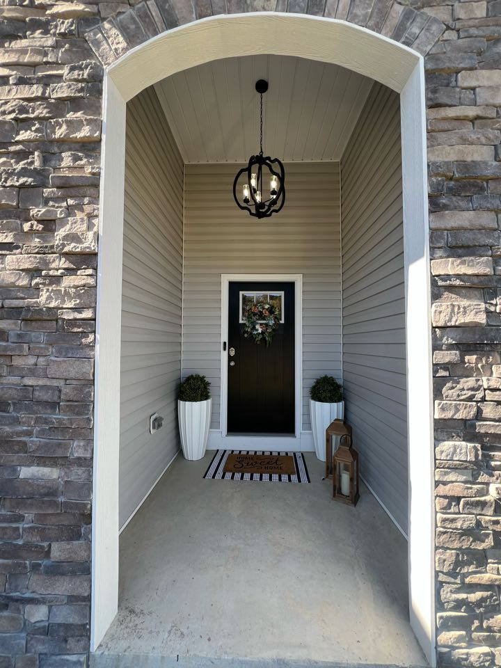 Anna Called us out to install 2 light fixtures in her home, she was super ecstatic with how they came out! 🤩