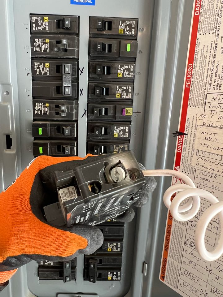 Katherine gave us a call as she had issues with her garage opener outlet. After some diagnostic work, we found a breaker that damaged from arcing due to a loose connection. The breaker was replaced and they were good to go! 