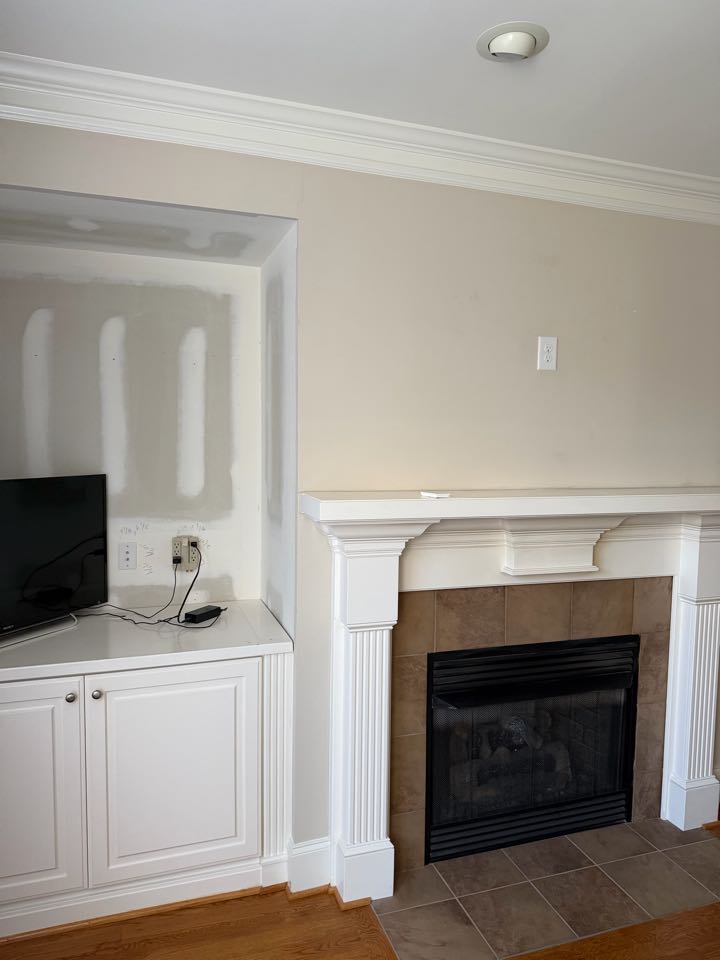 Royal Electric came out to install 3 outlets and also repair some light fixtures that were previously installed wrong. Royal Electric came out to install 3 outlets and also repair some light fixtures that were previously installed wrong.