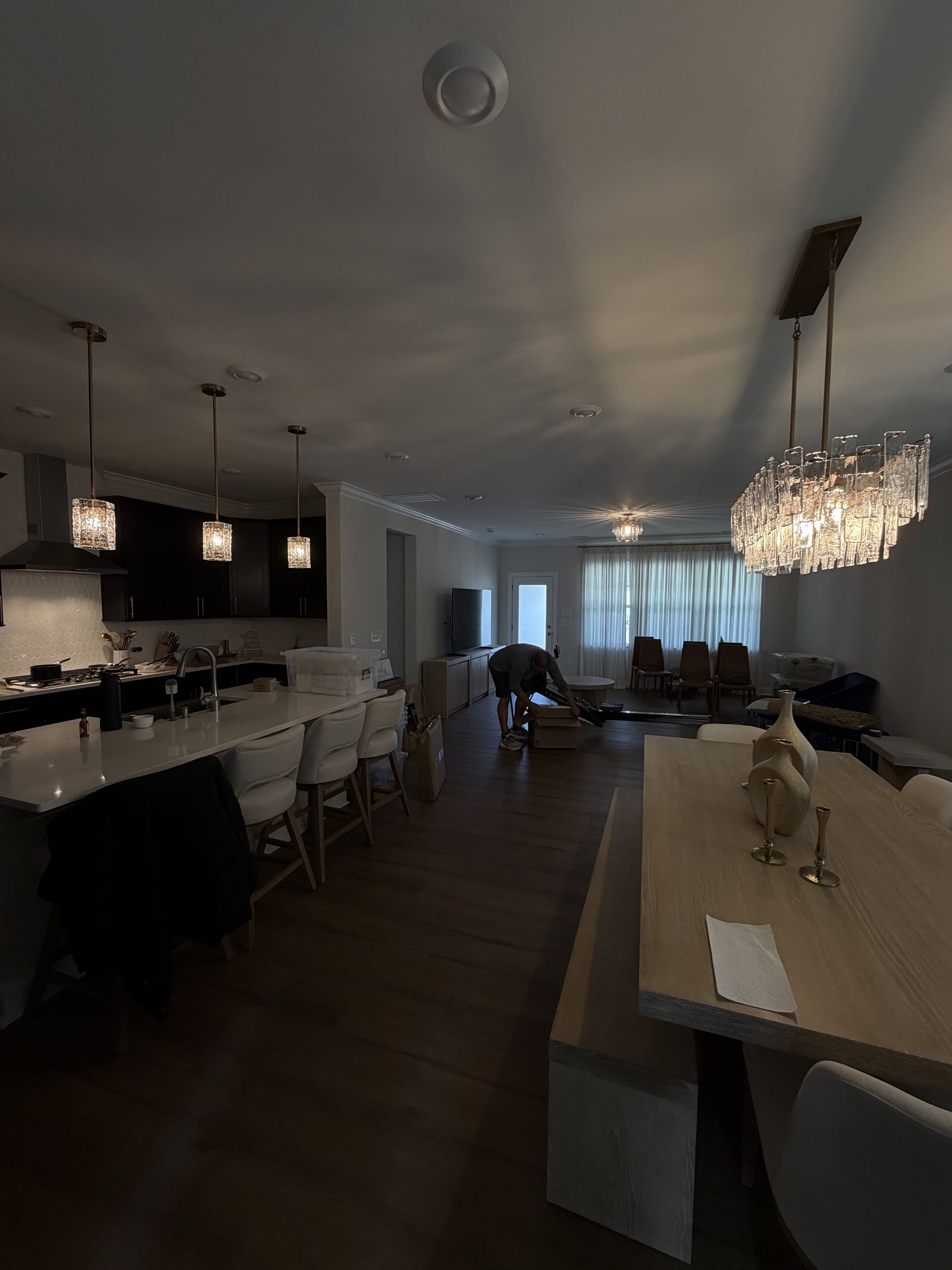 The Royal electric team came out to Ivan’s home to install new fixtures in their new home! 