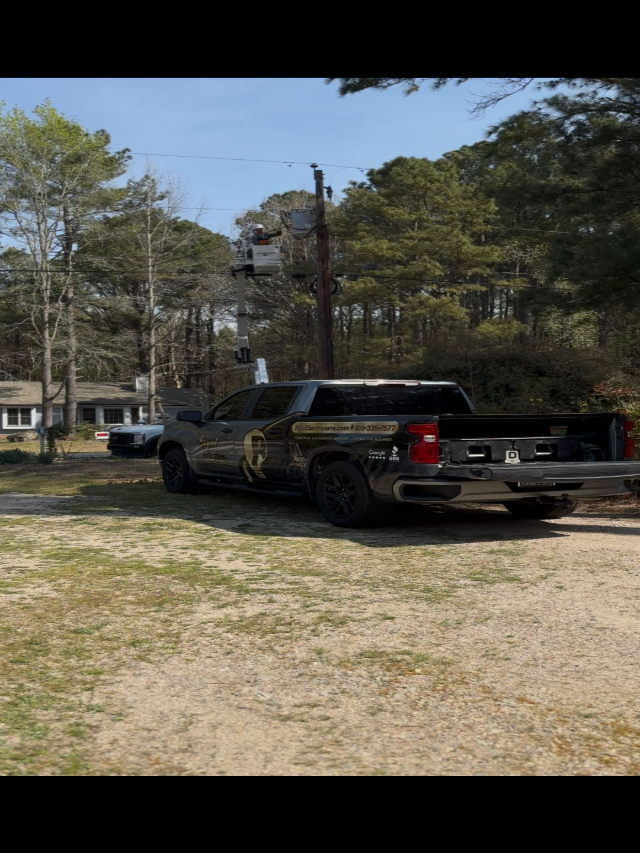 Electrical panel upgrade in Wendell, NC. Completed replacement of an outdoor 200-amp panel and sub panel feeding the home. Our licensed electricians handled all required permits and coordinated the utility disconnect for a safe, code-compliant installation. This upgrade improves electrical capacity and reliability. Royal Electric Services provides panel upgrades and electrical services throughout Wendell and the Triangle region.