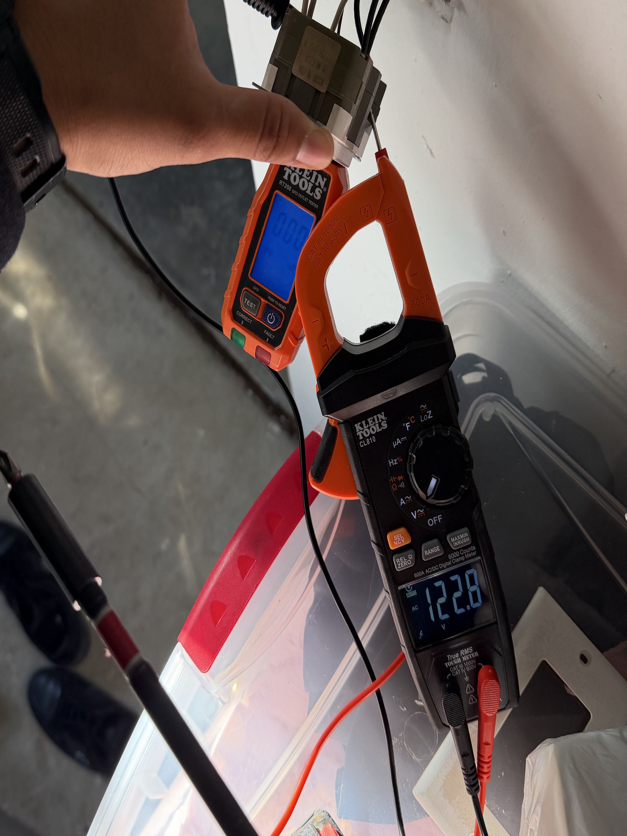 Nadine Called the Royal electric team out to her home to check on a few electrical devices that she was having concerns about. 