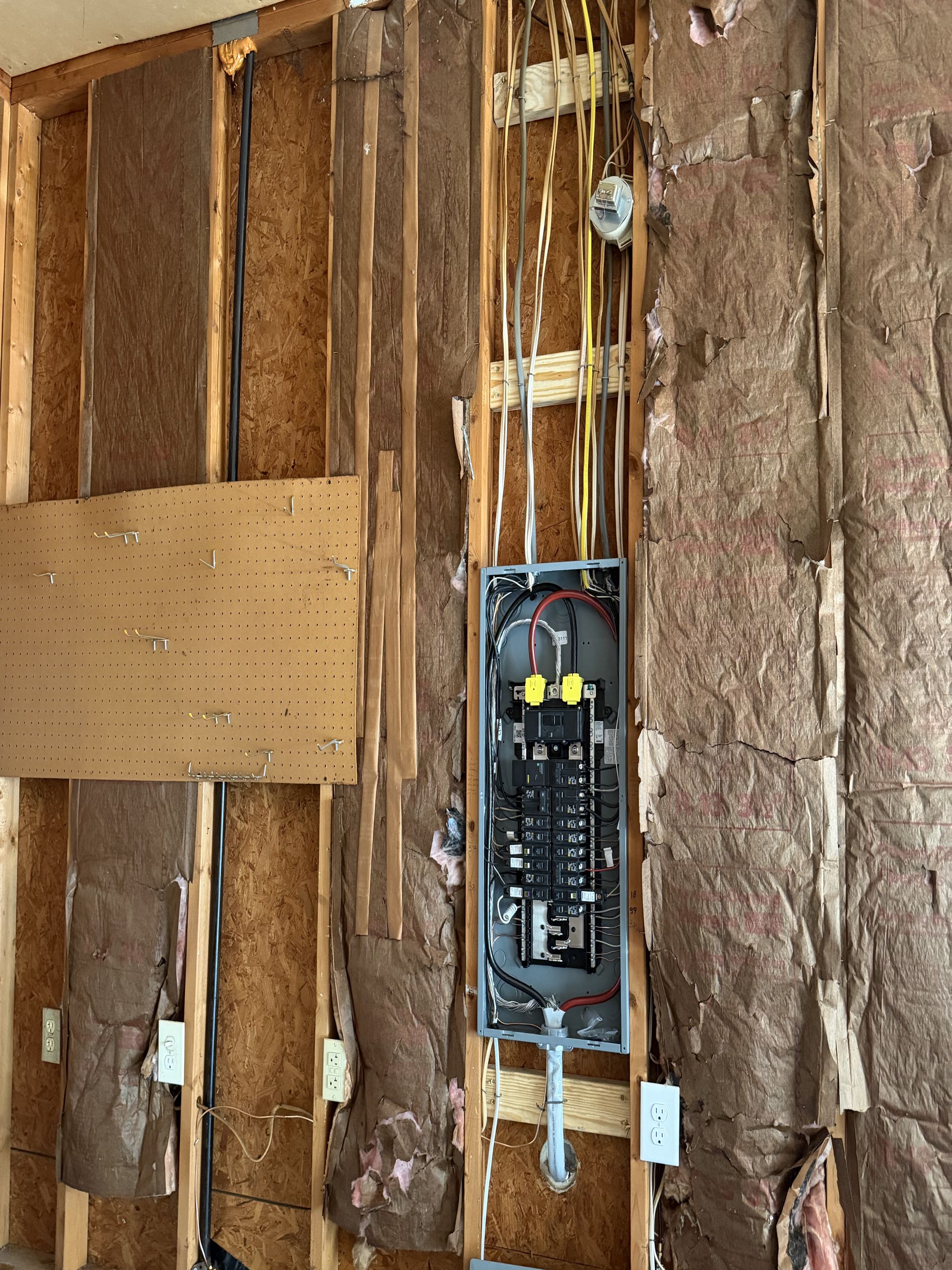 Ethan Called The Royal electric team out to his home to replace their electrical breaker panel! 🤩