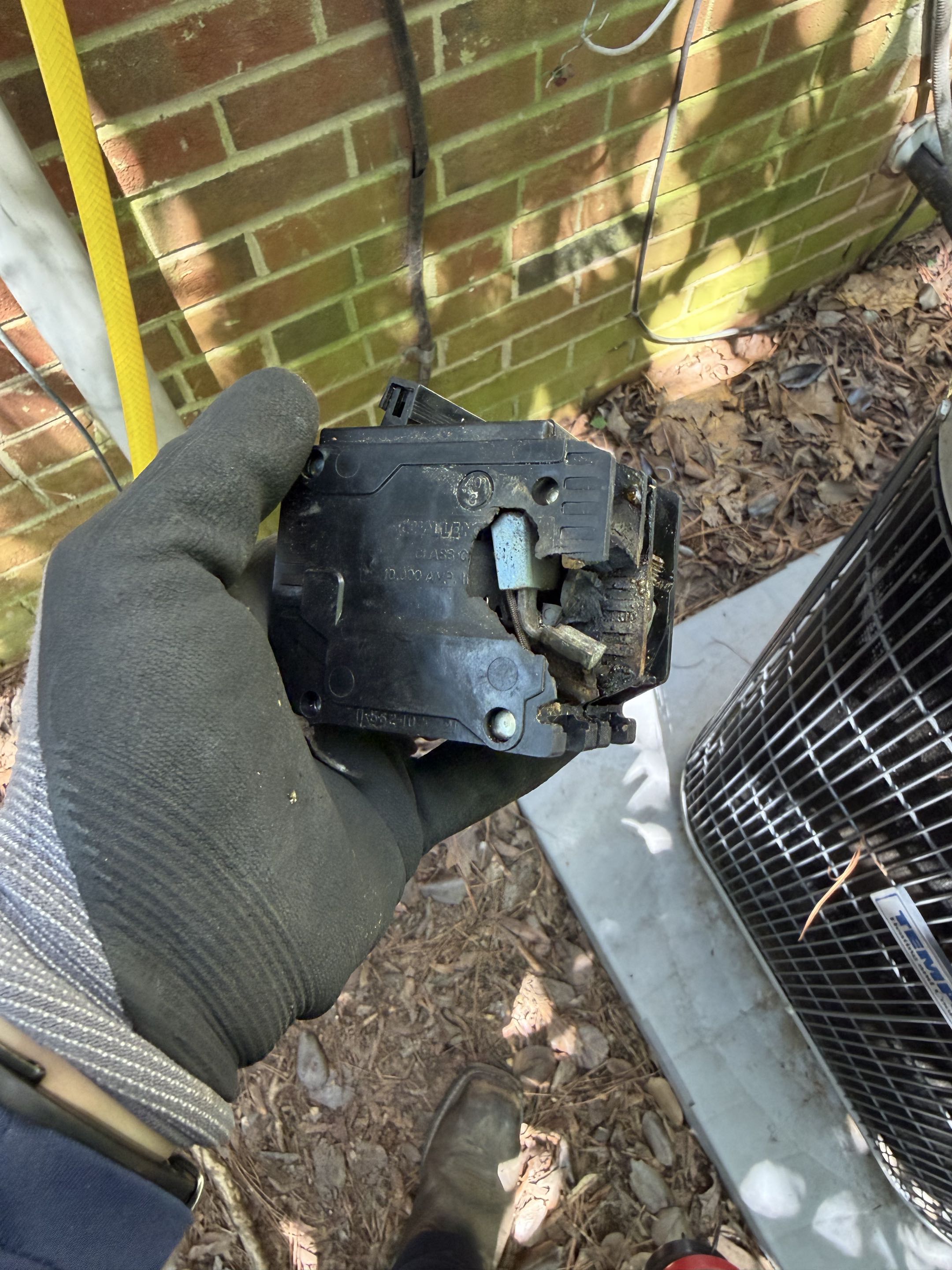 Calvin called the Royal Electric Team for an Emergency After hours call over to his house in Cary where a main breaker burned up and needed to be replaced! 