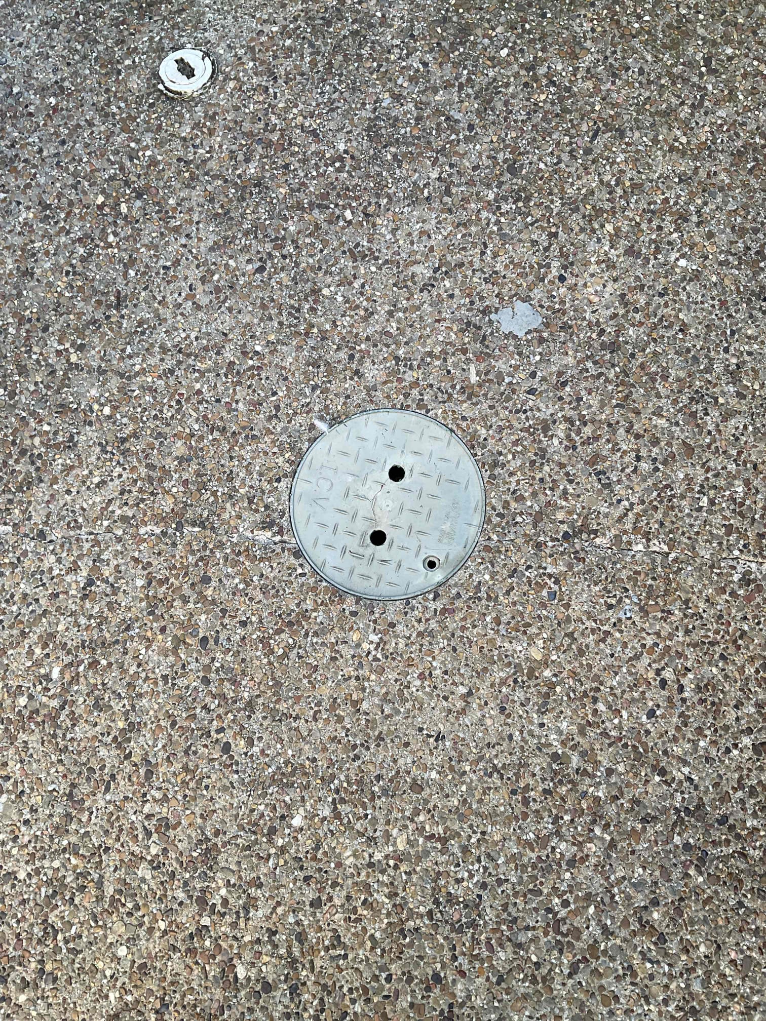 Customer called us out to a rental property, water was pooling in backyard took a look and checked a couple items.
Gave estimate for whole home shutoff to start the process, customer is not wanting to start with this. Customer called us out to a rental property, water was pooling in backyard took a look and checked a couple items.
Gave estimate for whole home shutoff to start the process, customer is not wanting to start with this.