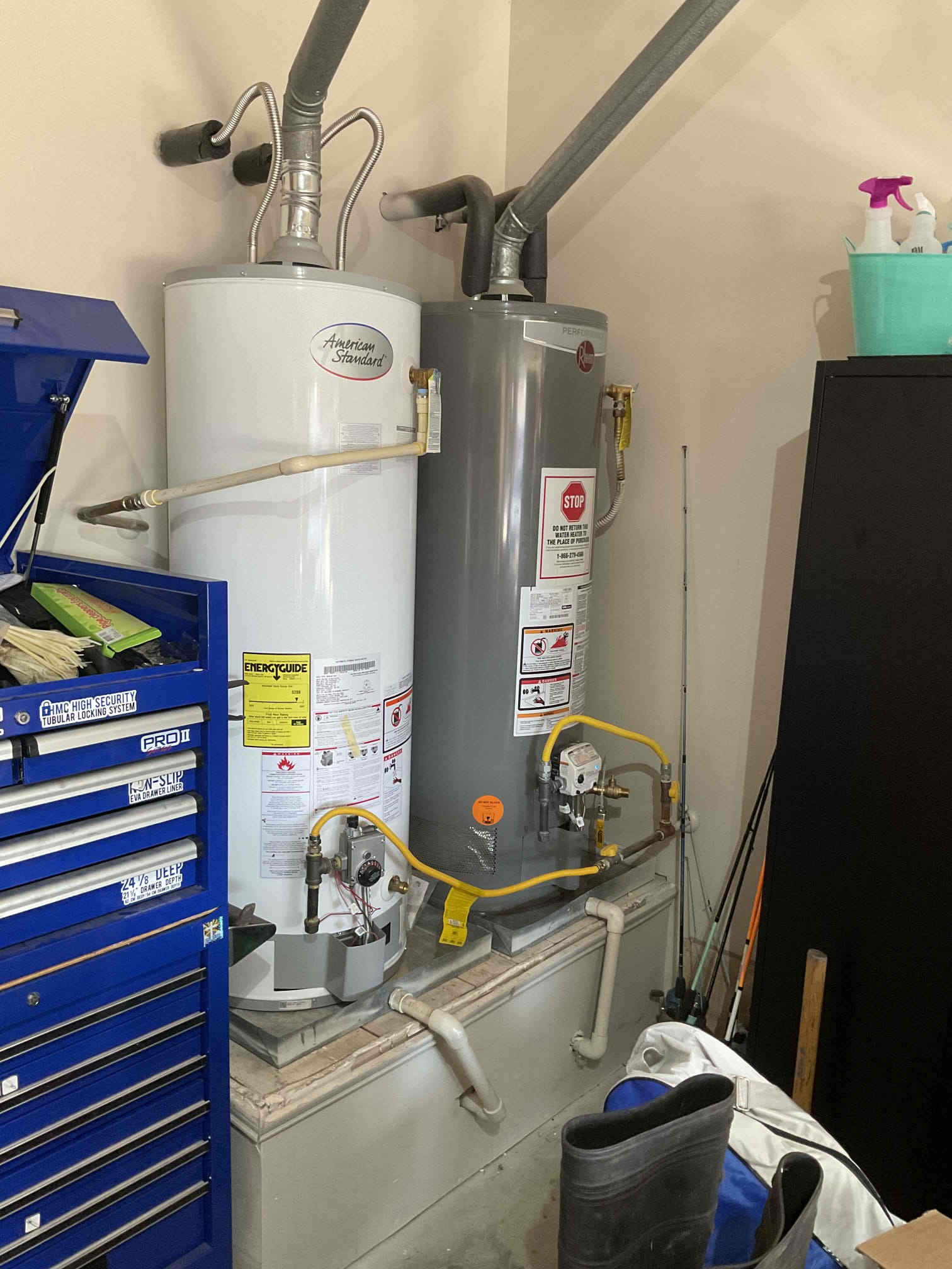 - drain down water heater all the way 

- replace drain valve on unit

- fill back up and check work for leaks

** 5yr warranty on drain valve ** we are not liable for any existing plumbing **

Tested work no leaks and showed daughter how the new valve will work

Cleaned up tool and trash