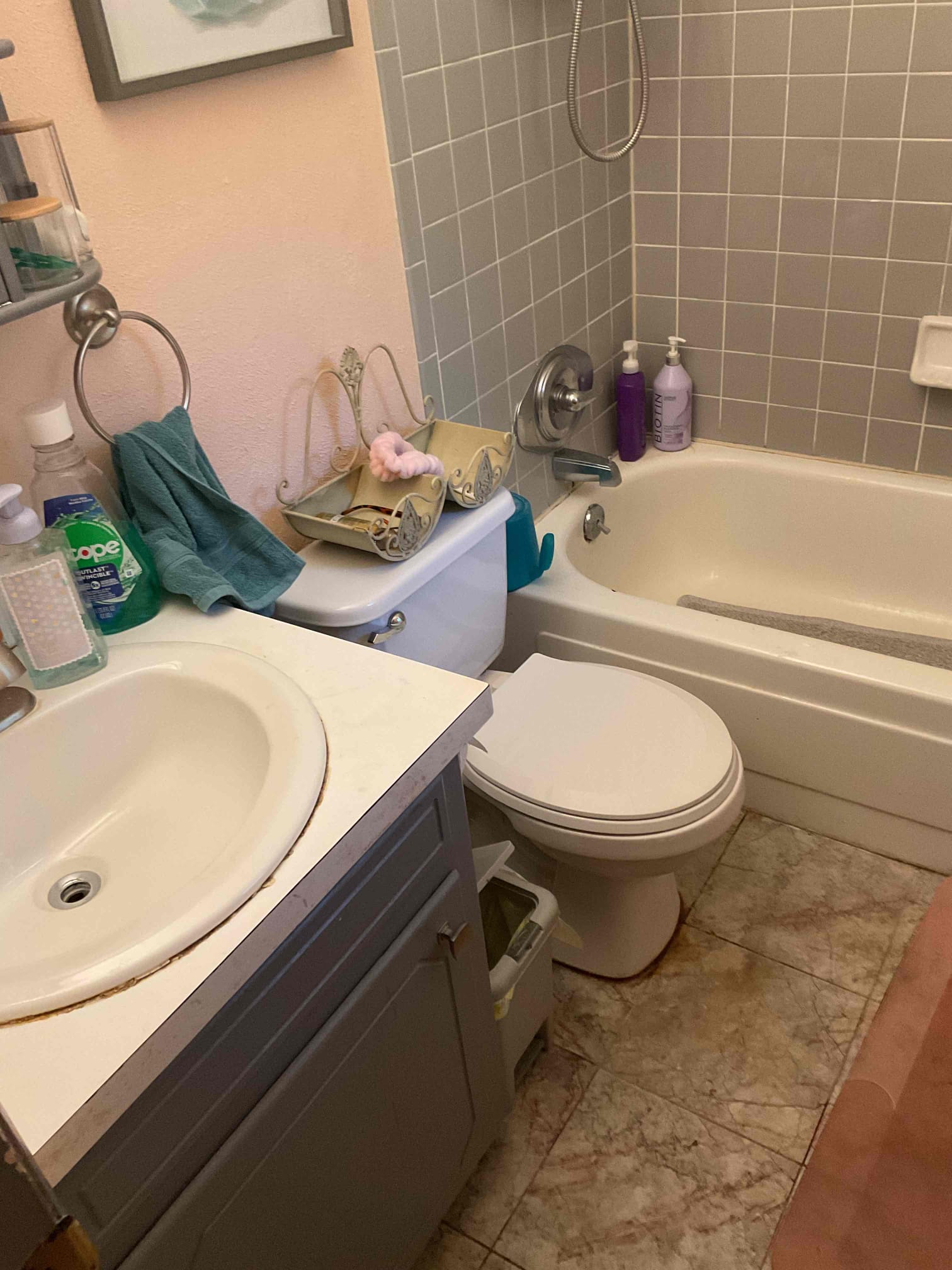 Upon arrival customer directed me to the laundry drain and mentioned that it had been draining slowly and had water seapijg out on the side of the home. Advised customer that we needed supervisor to come out and perform camera inspection. 

Supervisor- Ran sewer camera in order to adequately investigate drain lines under home, found broken sewer pipe in yard during camera inspection. Wrote two options for customer to repalce laundry and kitchen drain lines. Due to police being present at home set up follow up appointment to go over estimates with customer. 