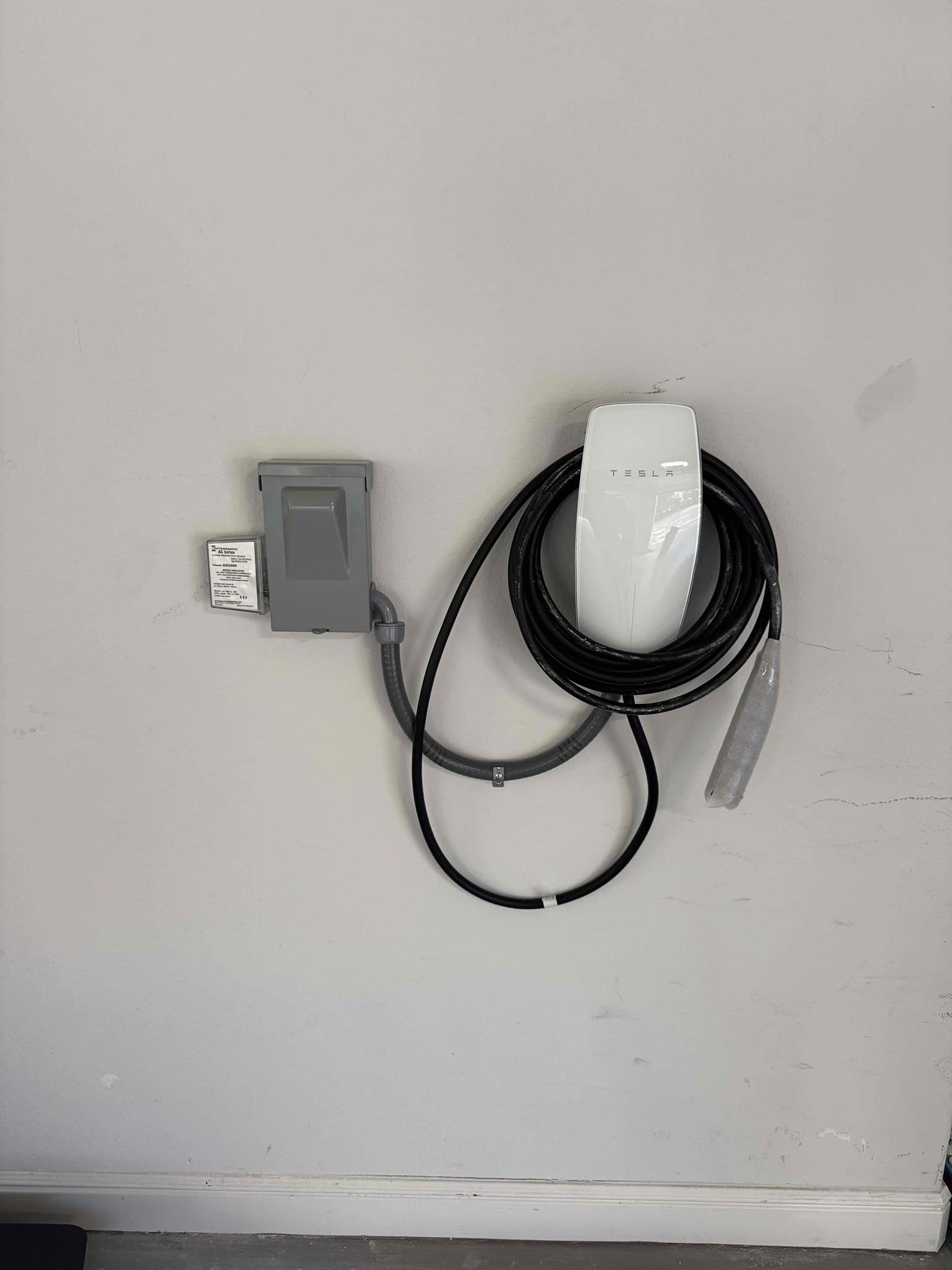 -Arrived on site and spoke with the customer, who requested the installation of a car charger in his third-car garage. I noticed there is an existing 240V outlet circuit for a steamer located in the attic above the master bathroom. Since the customer no longer plans to use the steamer, we will tap power from that 240V circuit to supply the car charger in the garage.
The customer also requested the replacement of several retrofit can lights located approximately 16 feet high near a chandelier, as well as converting a few standard switches to smart switches. In the master bathroom, he would like a few outlets and switches extended to accommodate ongoing remodeling work.
 We are scheduled to return on Monday, November 3rd, during the morning window with myself and my supervisor. The customer was very happy and satisfied with today’s visit.
Adding hardwire car charger in garage with it’s own disconnect, standard troubleshoot for outdoor outlets that are not working, replacing old can trims
