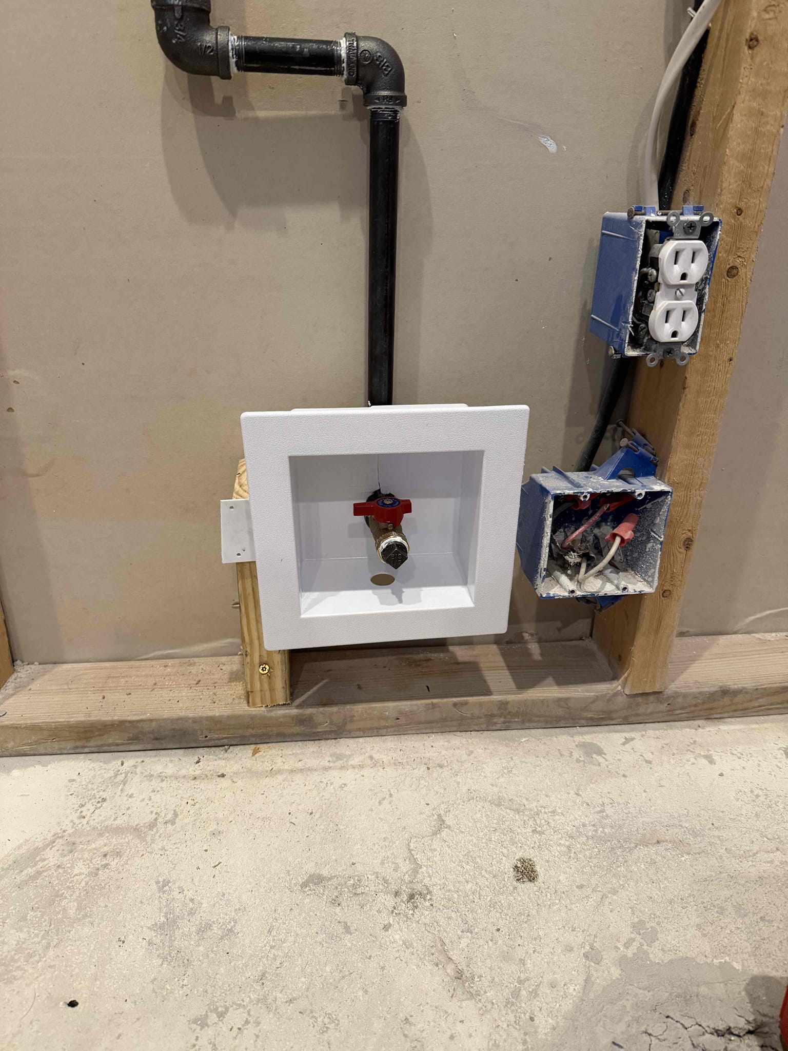 Shut off gas valves at HVAC unit and gas water heater. Put system on gas test. Passed the final inspection and returned to remove test equipment. Emailed copy of pass report to homeowner.