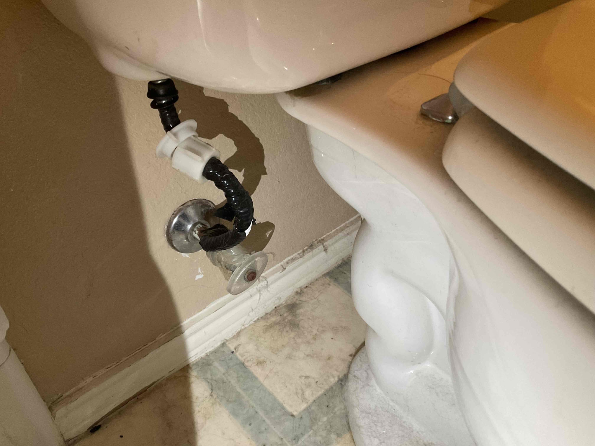 - Replace shutoff and supply line in primary bath ( toilet )( only )

** 5yr warranty on work ** not responsible for existing plumbing **

Tested work no leaks , cleaned up tools and trash.