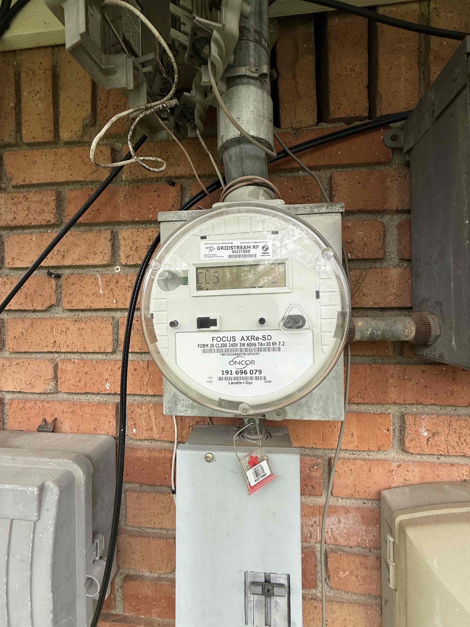 Customer is getting quotes to replace FP panel in office room and relocating to the outside and also replace an outdoor panels. “Is good for 30 days.