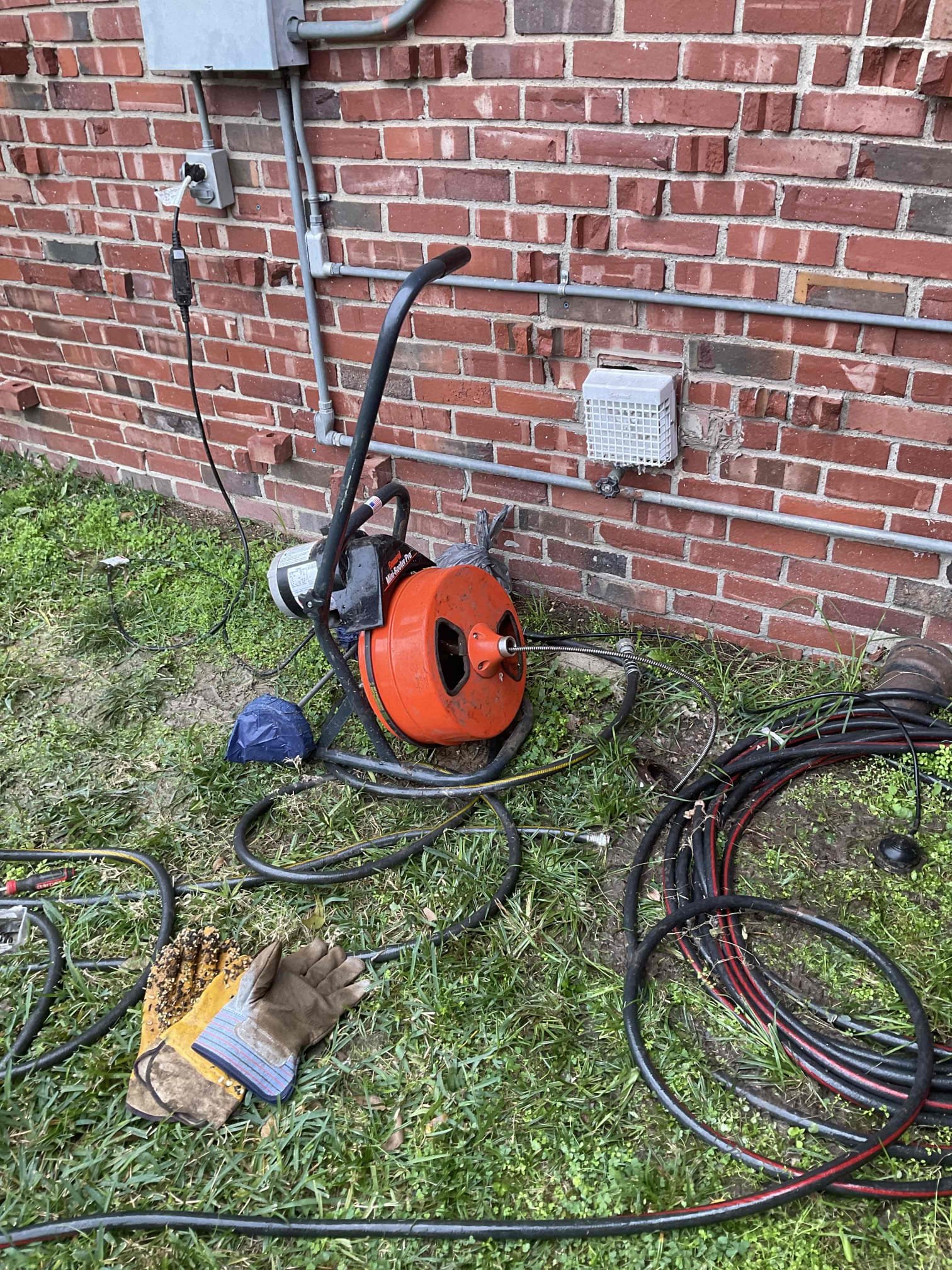 - attempt to restore flow to main sewer line in yard due to whole home stoppage currently 

Ran cable twice was unable to restore flow will be returning tomorrow at 12 with supervisor to run camera