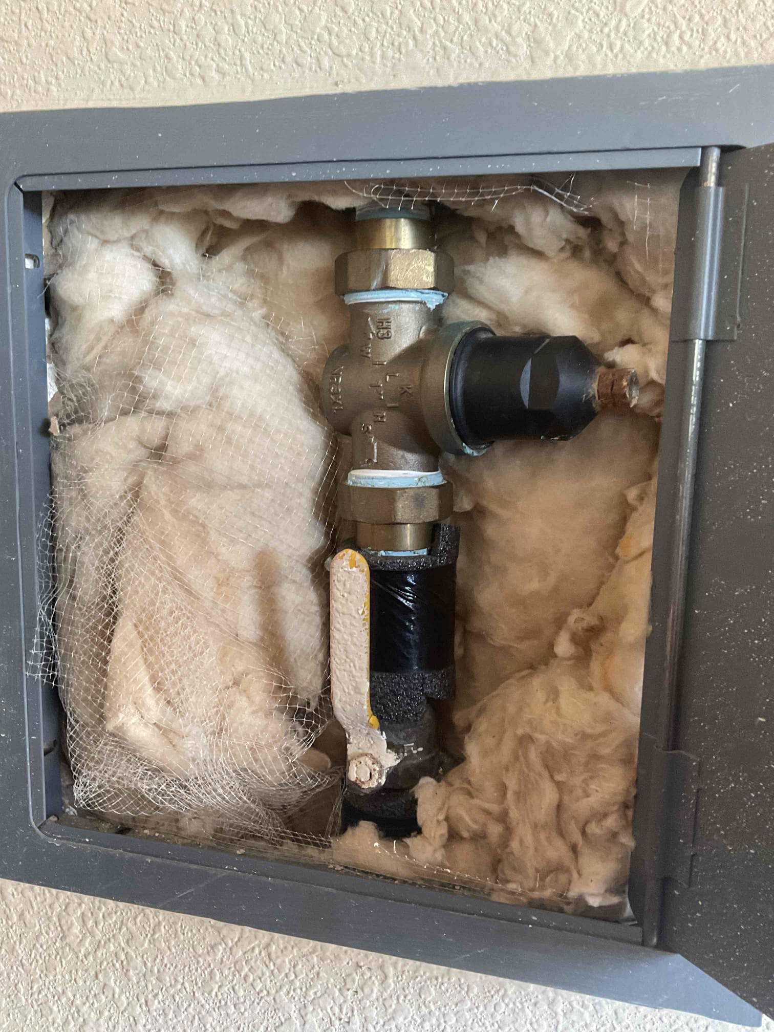 Customer called us out for higher pressure than normal wanted to get pressure checked and estimate for prv replacement.
Looked throughout home with customer and checked pressure at front outside hose faucet ( pressure was 95psi ) did explain to customer that is very high compared to the 80 psi it is supposed to be at and is only going to keep going up until it closes completely and result in no pressure.

Gave estimate for prv w expansion tank and without , explained the differences between.

Customer wants to think about it, explained I will call supervisor and see if there’s anything he can do about it so we can take care of it today. They said they need to think about it.

Quotes are good for 30 days.